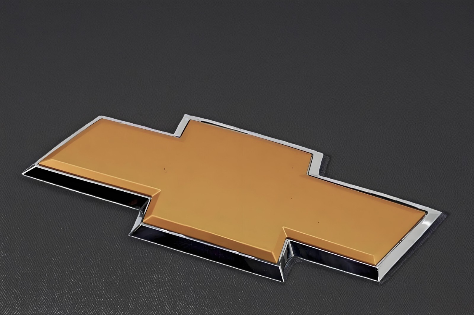 Rear Tailgate Bowtie Emblem Badge For 07-14 Silverado 1500 3500 2500HD avalanche