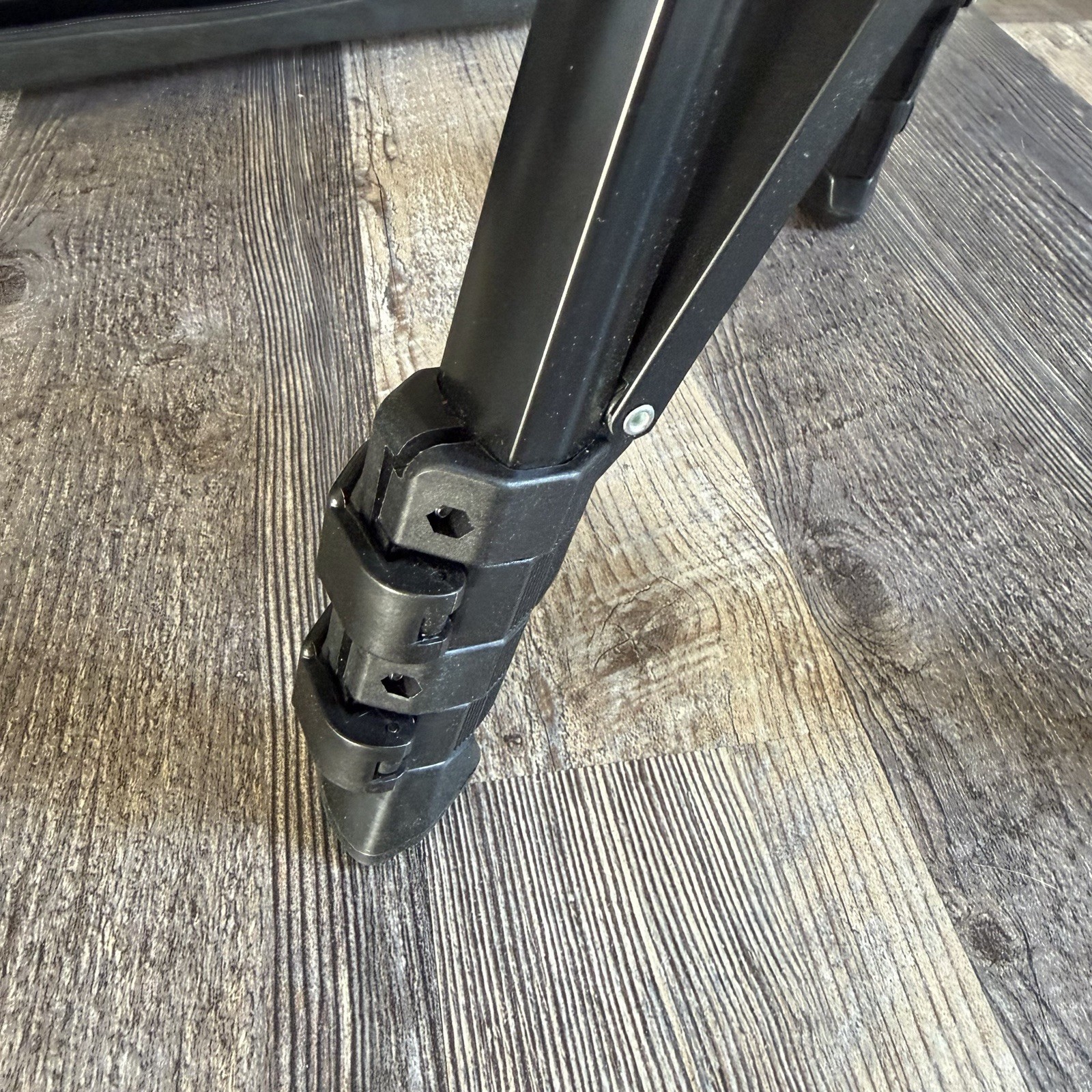 Sears Professional Camera Tripod 469 84044 Black Great Shape!