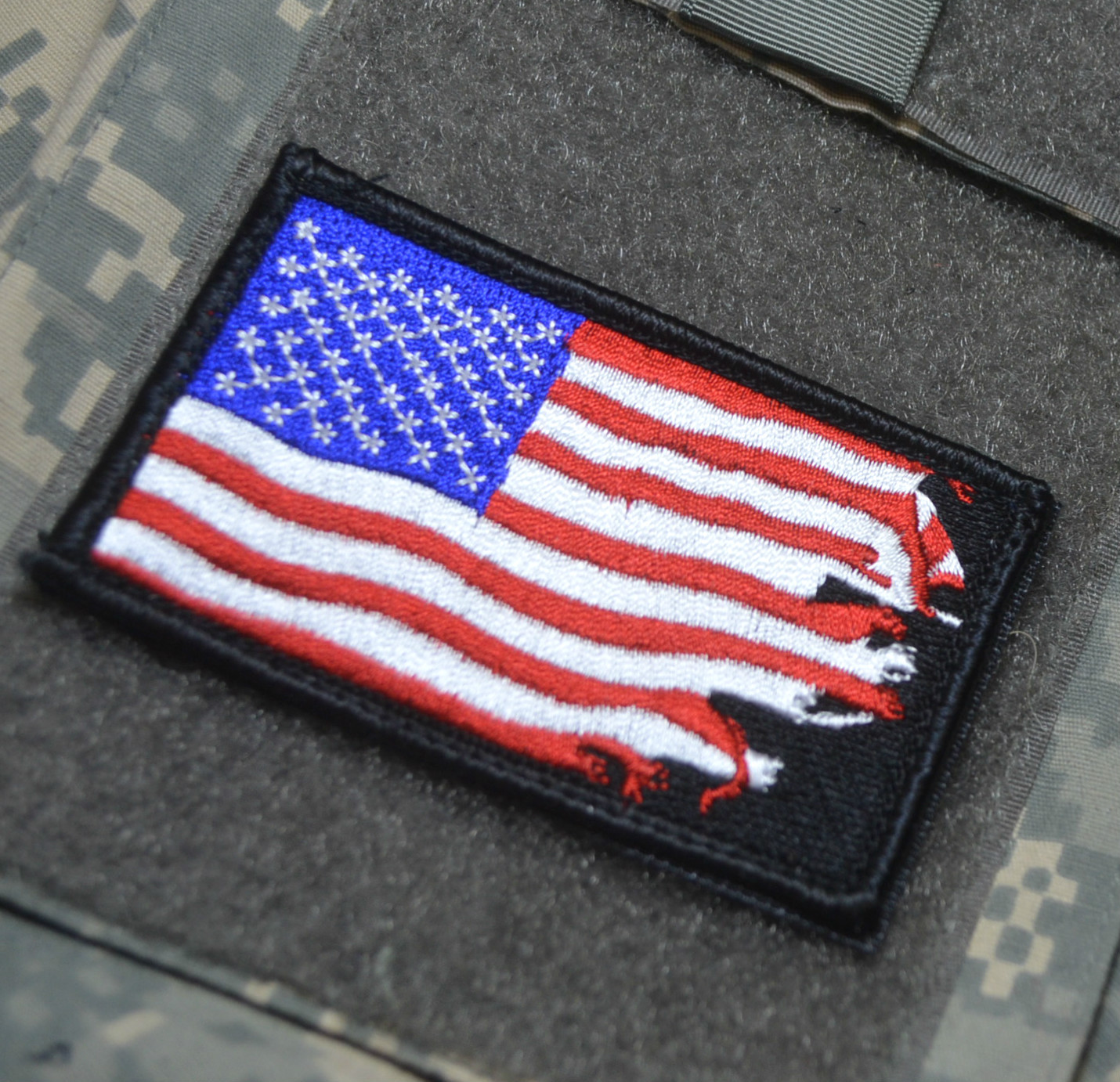 WAR TROPHY SANDBOX DEPLOYMENT vêlkrö 2-PC: WAR TORN FLAG + SPECIAL OPERATIONS