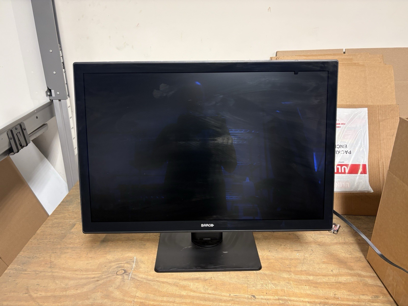 Barco Coronis Fusion MDCC-6530 6MP 30" Color Monitor w/ AC Adapter