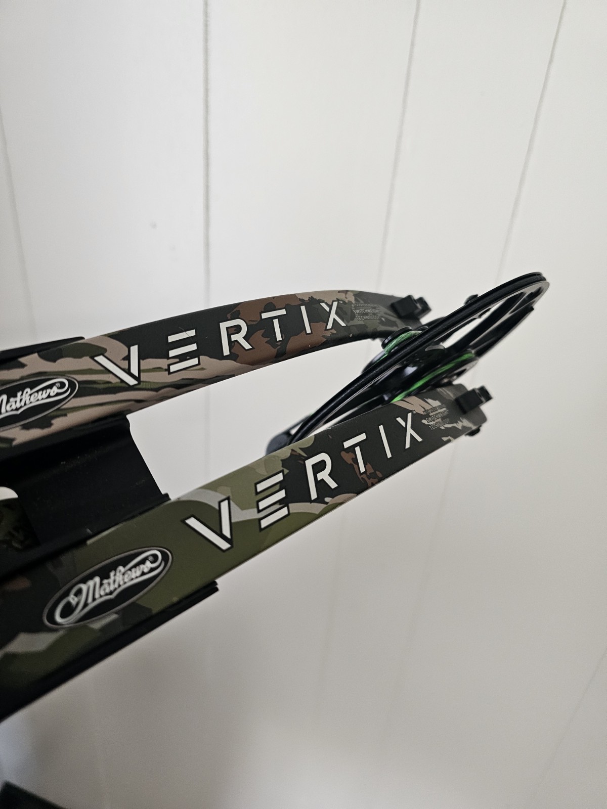 Mathews Vertix Compound Bow