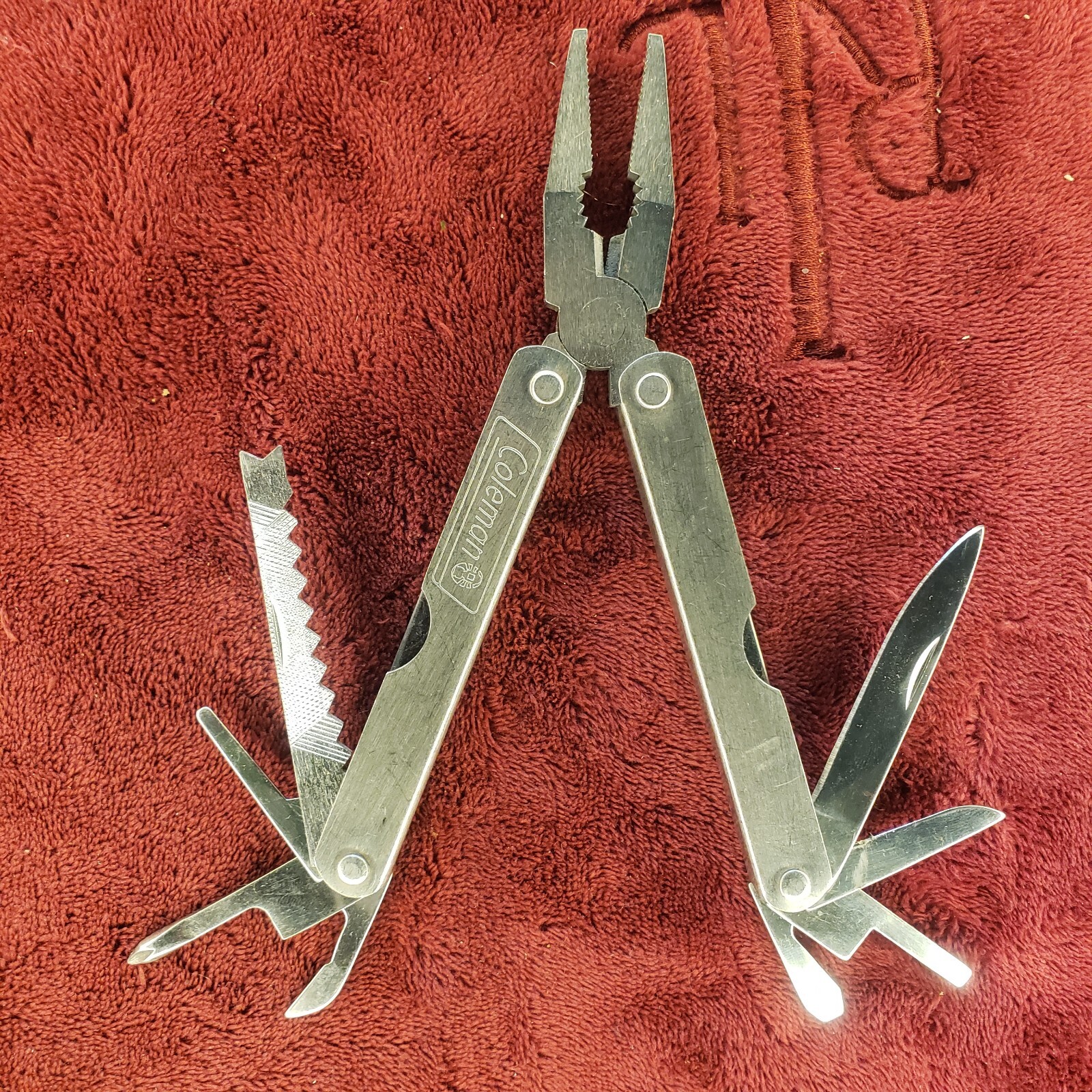 Coleman Folding Multi Knife Tool multitool