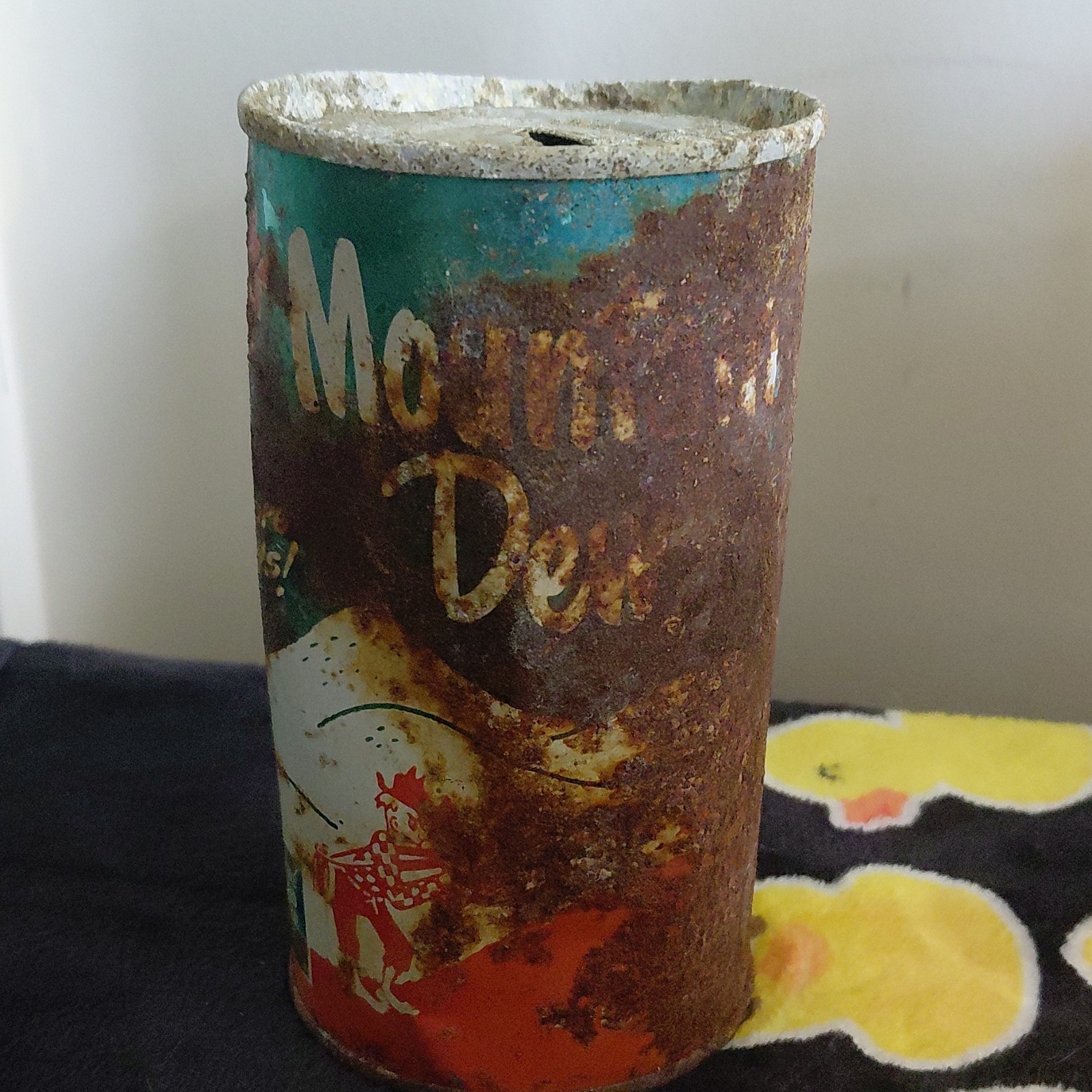 Mountain Dew Vintage Soda Can Advertising Collectible Green Red White Rust