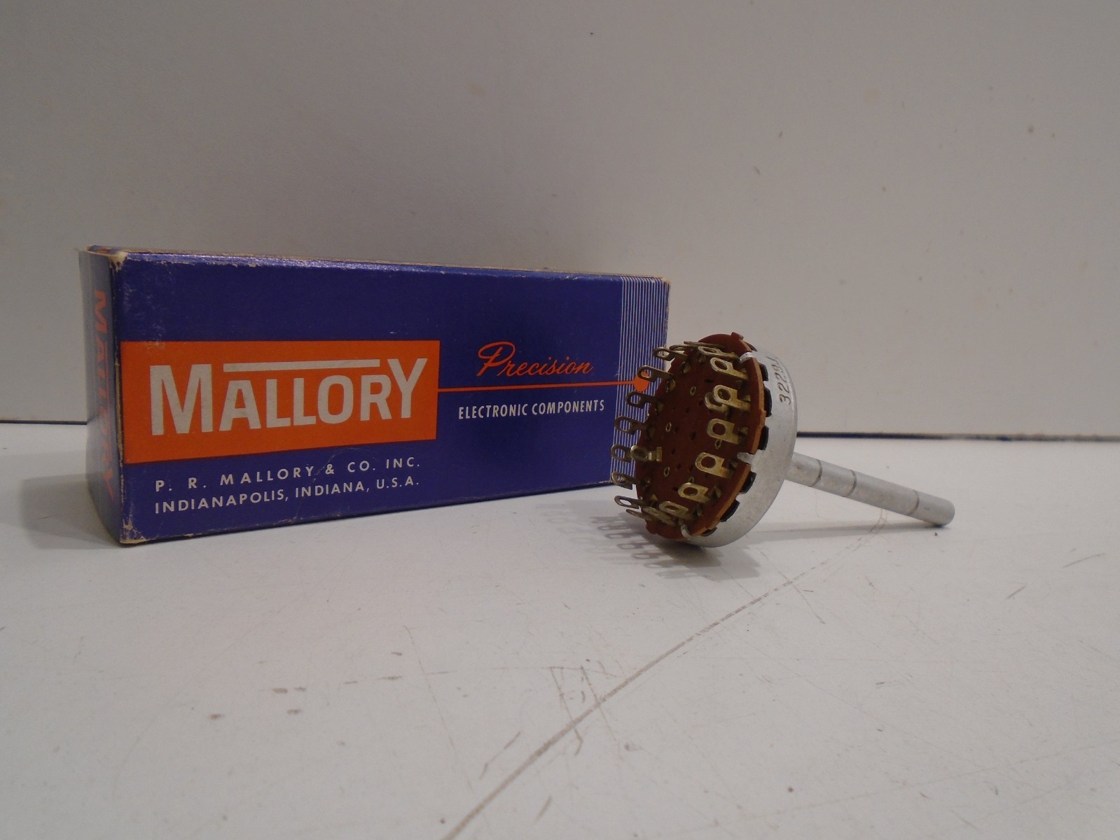 *NEW* MALLORY 3229J ROTARY SWITCH NON-SHORTING 2-POL 2 to 9 POSITION
