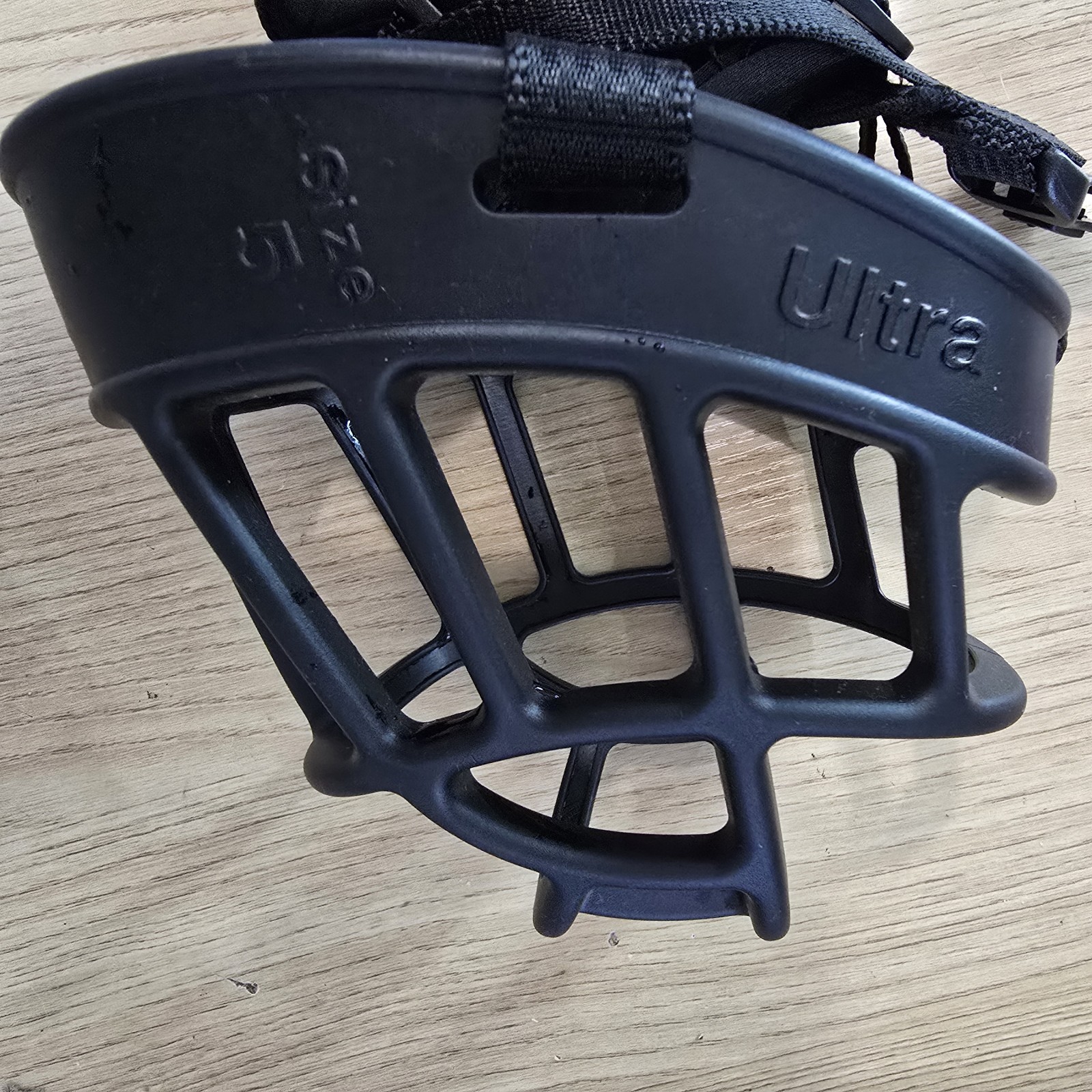 "New Baskerville Ultra Muzzle Size 5: Safe, Humane Design for Dogs"