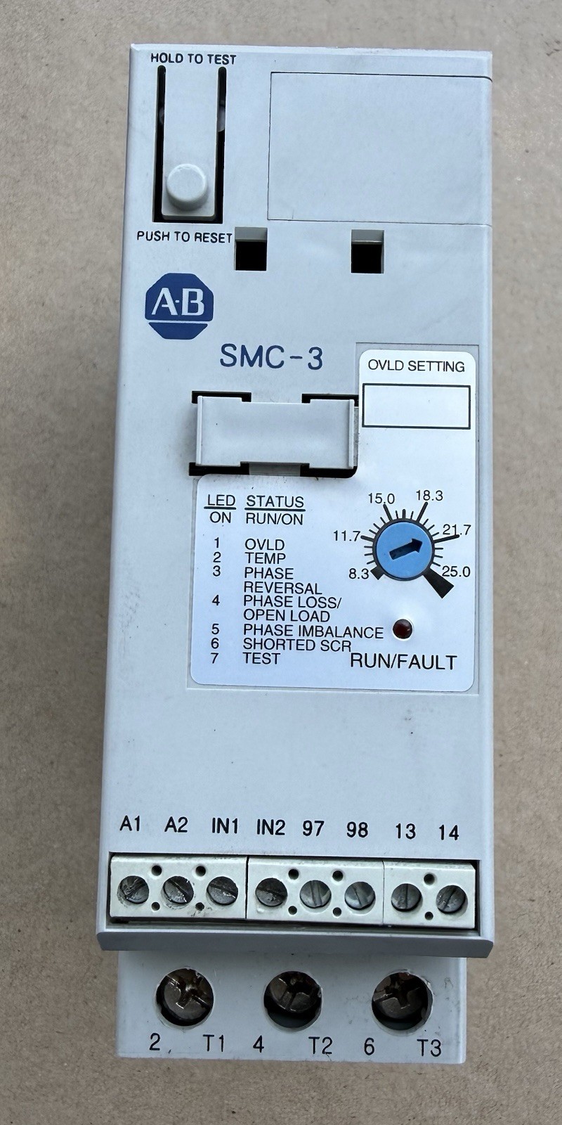 Allen-Bradley 150-C25NBD SER.B Smart Motor Controller, Soft Starter 500V 8.3-25A