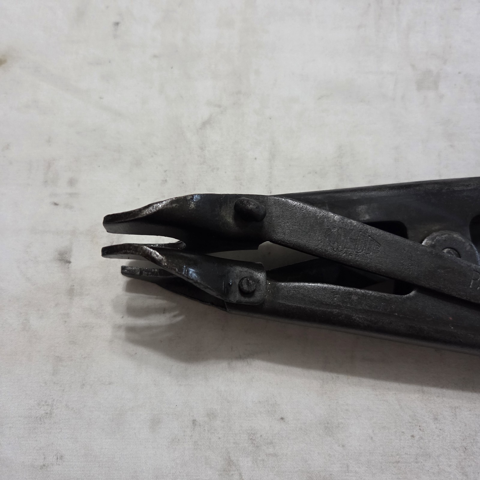 Vtg K-D Universal Tools K-D Mfg. Co. Adjustable Jaw Valve Spring Compressor -USA