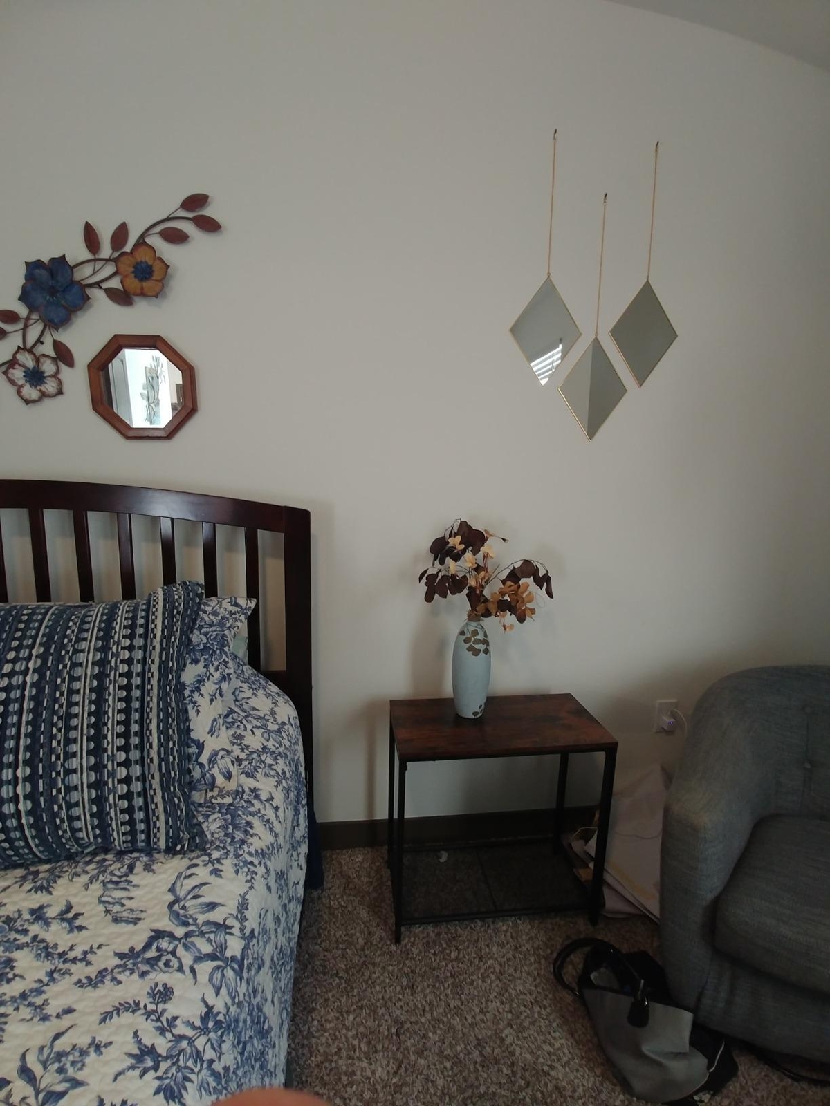 Nightstand| Side Table| Narrow Small End Table with Mesh Shelf