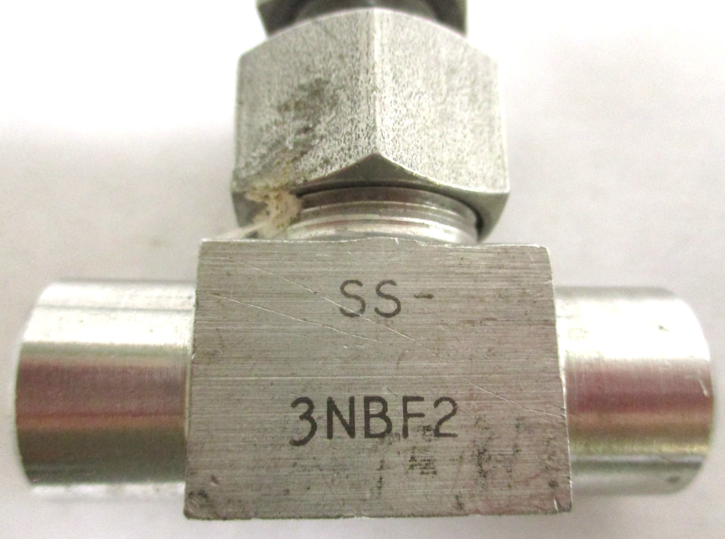 WHITEY , SS-3NBF2 , SST NEEDLE VALVE , 1/8" FNPT , CLEAN - USED