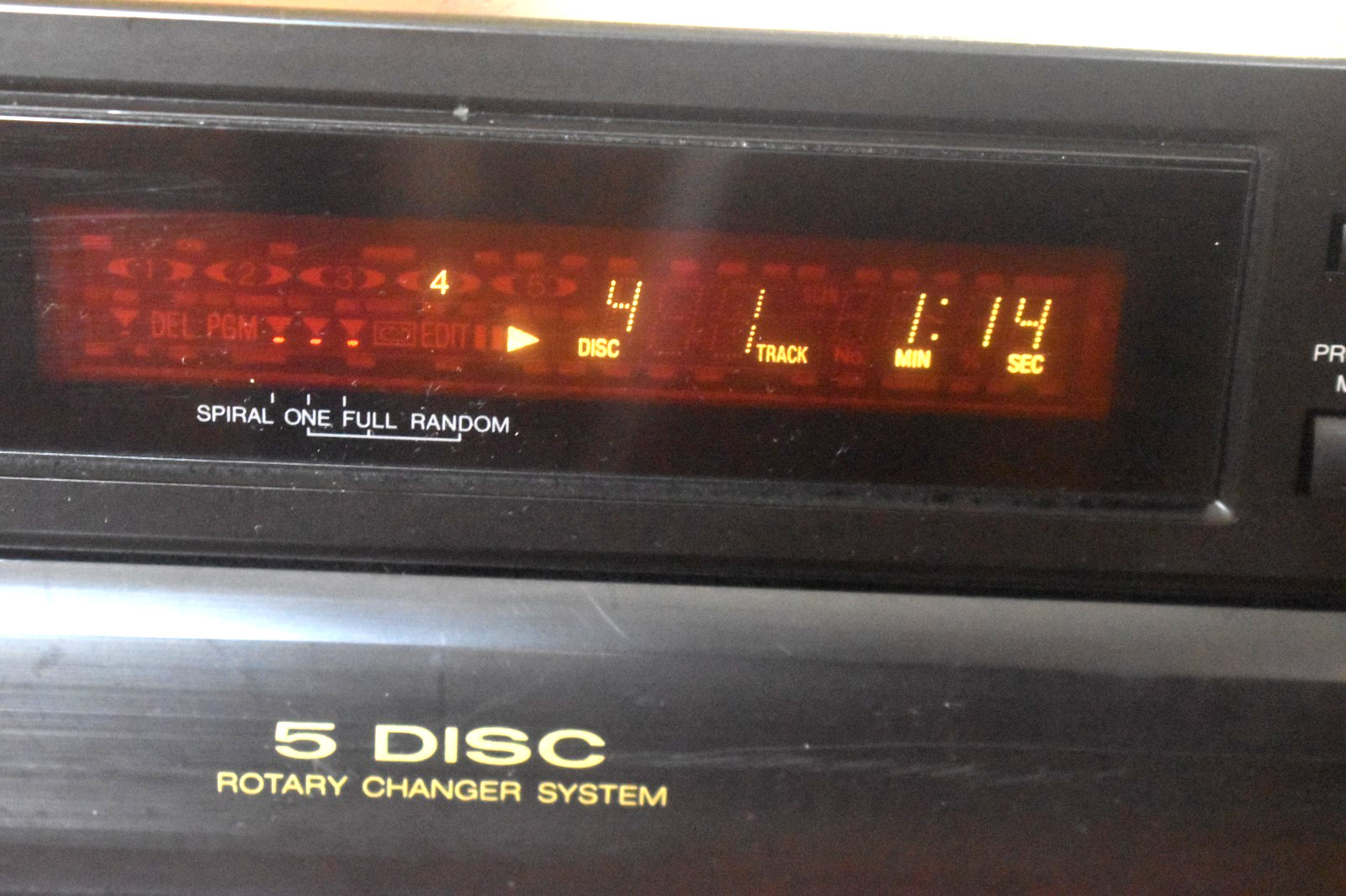 Quasar (Panasonic) CD893 5 CD Disc Changer