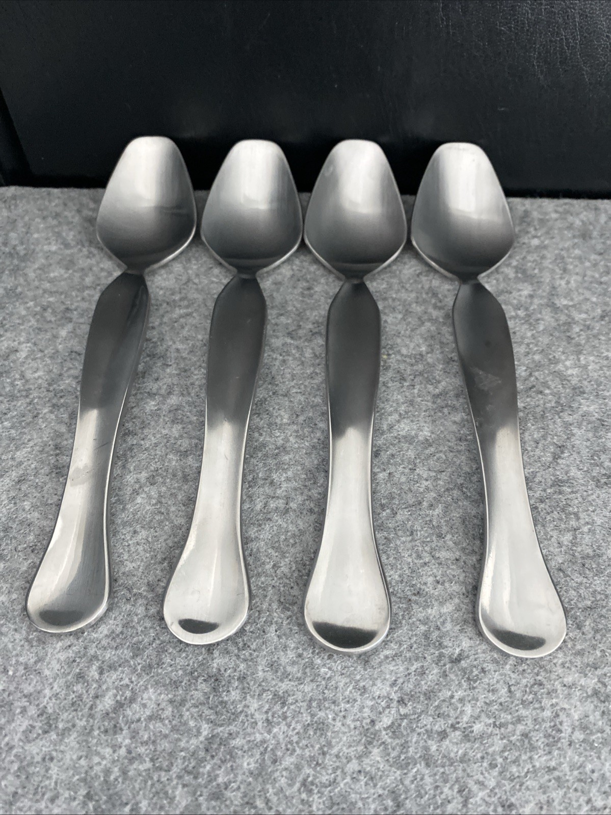 4 Retroneu 18/10 Stainless SILHOUETTE Flatware Dinner Spoon Flatware