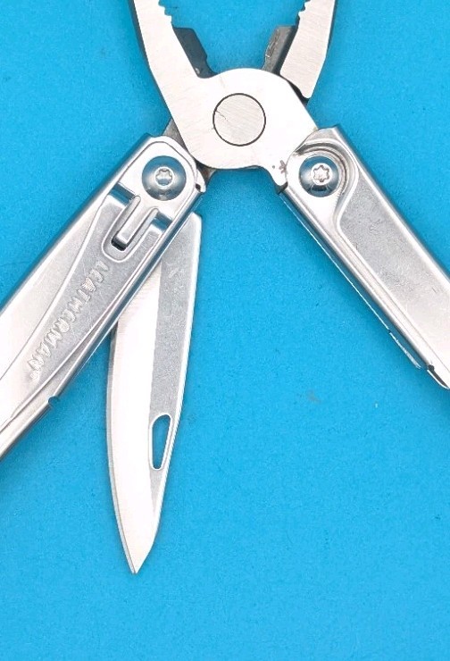 Leatherman Rev 3.8" Multi-Tool, Stainless!