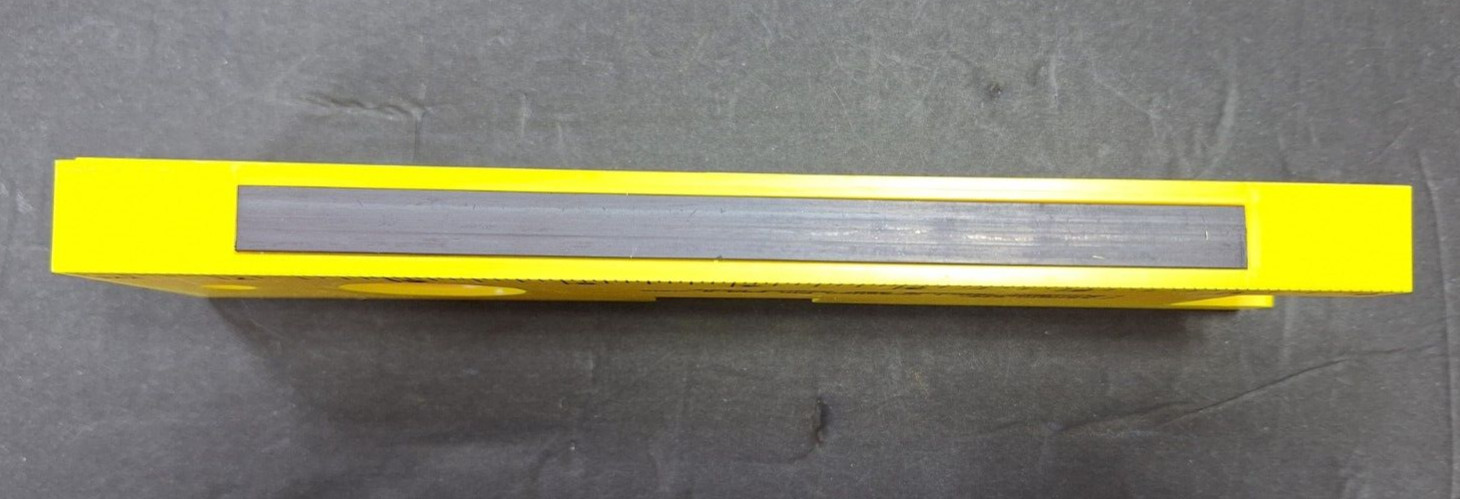 Magnetic Topedo Level 8” YELLOW New
