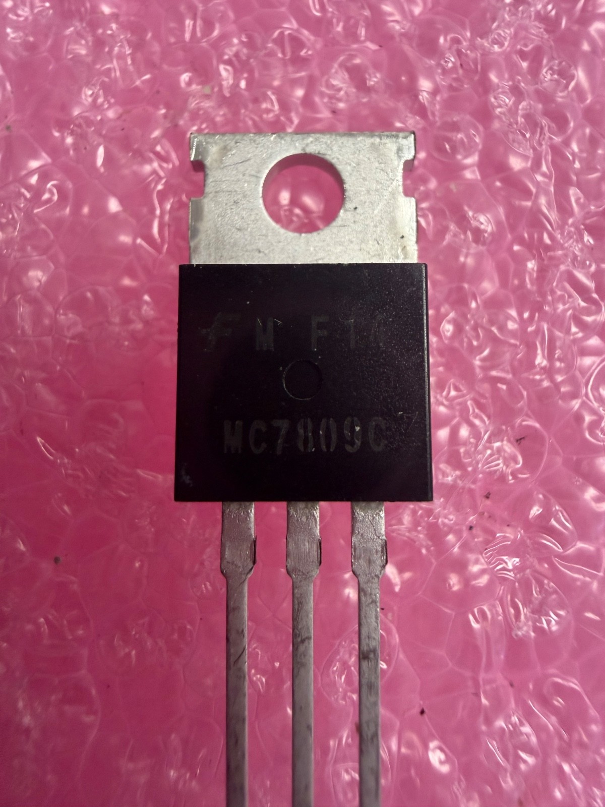 Fairchild MC7809C Integrated Circuit