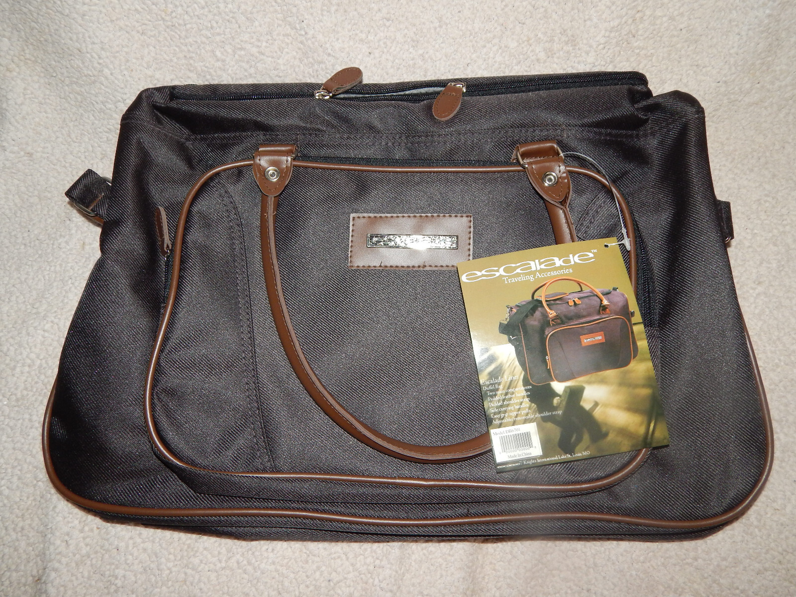 Escalade Chocolate Brown Traveling Accessories E-04 Large Duffel Tote Bag NWT