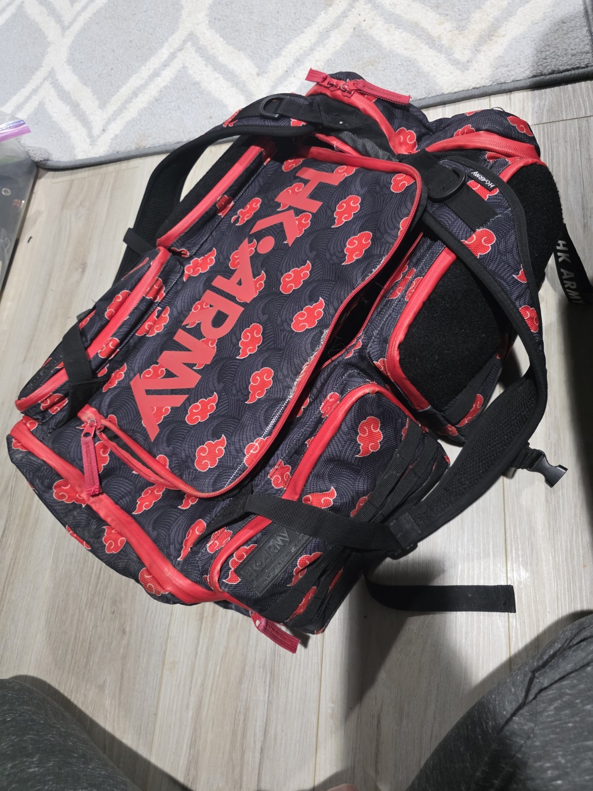 HK Army Paintball Expand 35L Padded Backpack Duffel Gear Bag Devastation Kloud