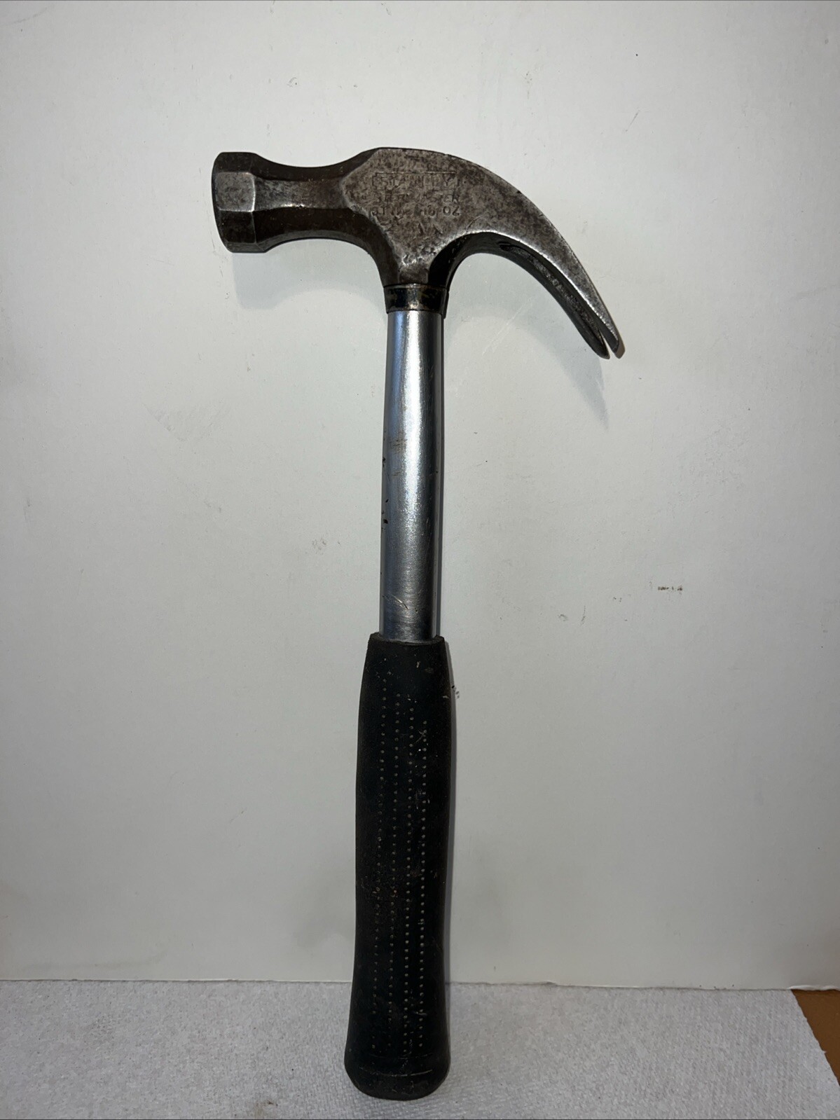 Vtg STANLEY SteelMaster Claw Hammer Tubular Allory Handle & Neoprene Grip 16 oz.