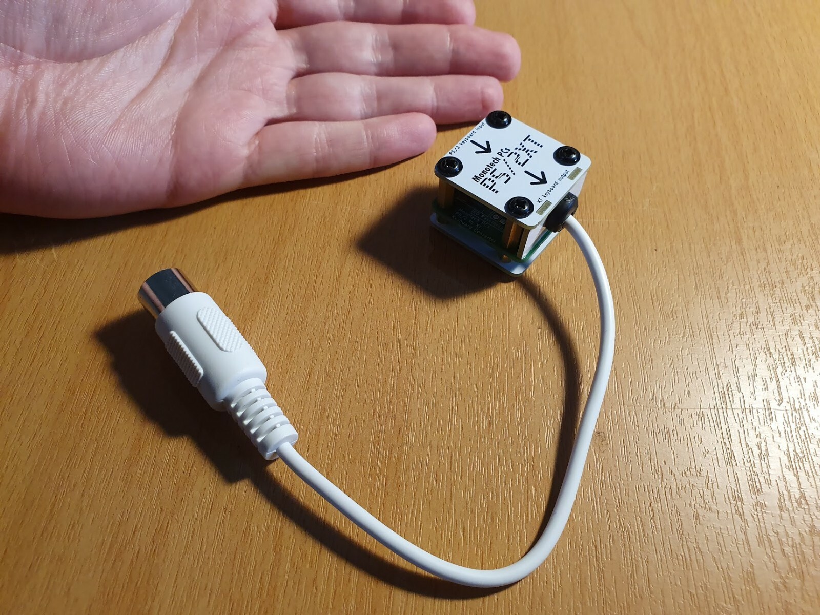 PS/2 to XT Keyboard Converter