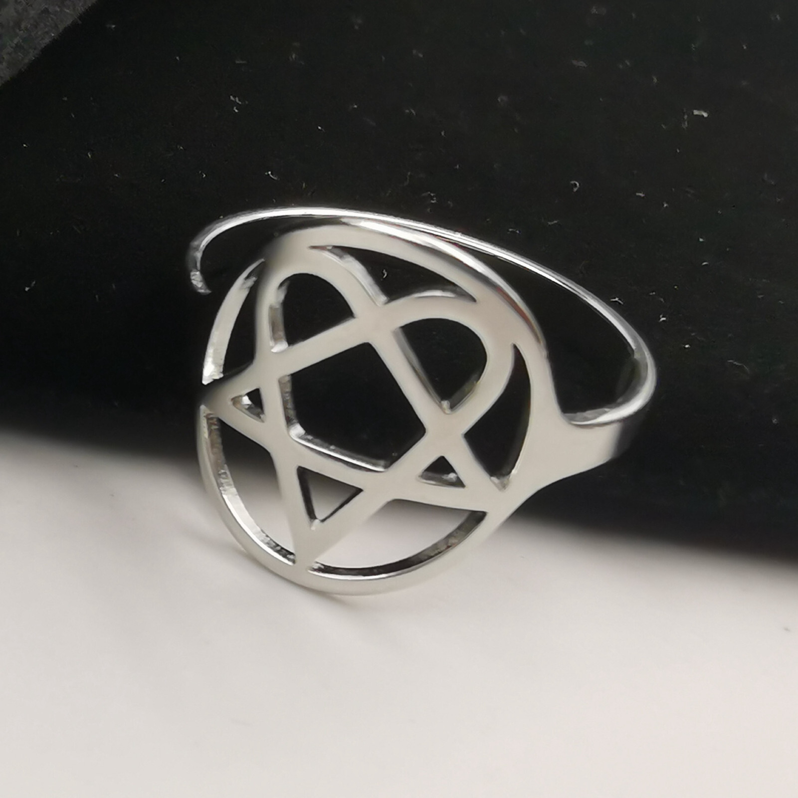 Polished Stainless Steel Heartagram Him Band Ring For Mens Women Jewelry 6-10#