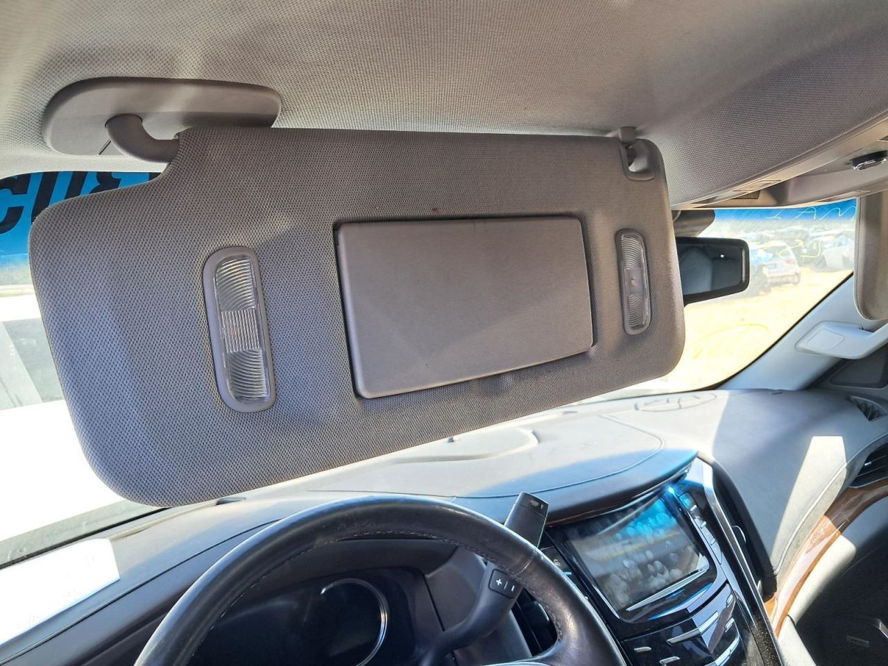ESCALAESV 2016 Glove Box 4784424