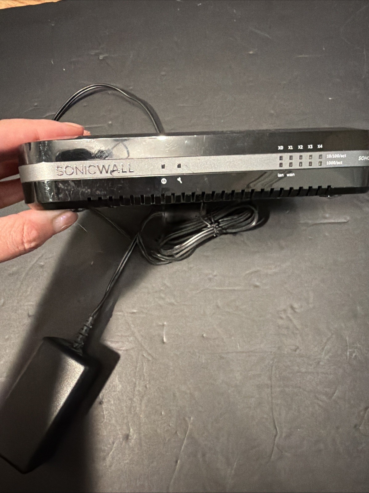 SonicWALL APL31-0B9 SOHO Network Security Firewall Appliance 5-Port w/Adapter