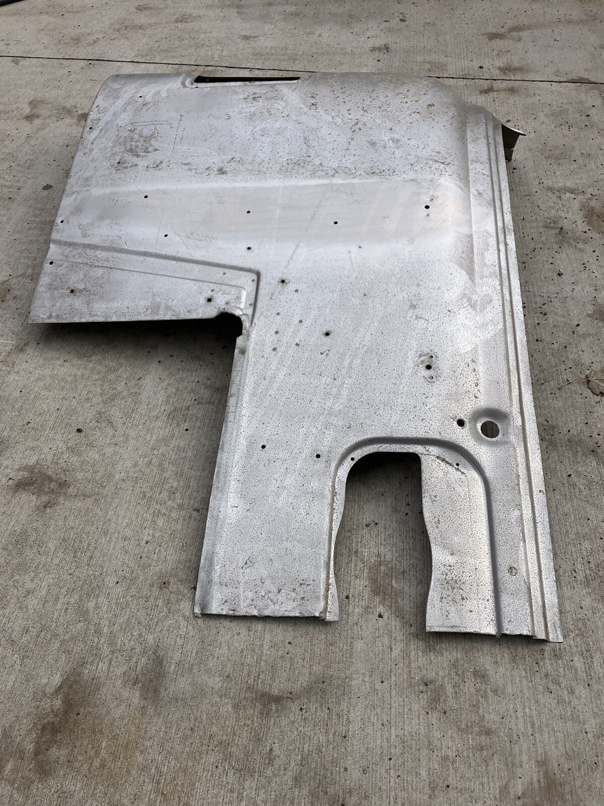NOS International Cabover Front Grill Body Panel Cab Over 4070 4070A