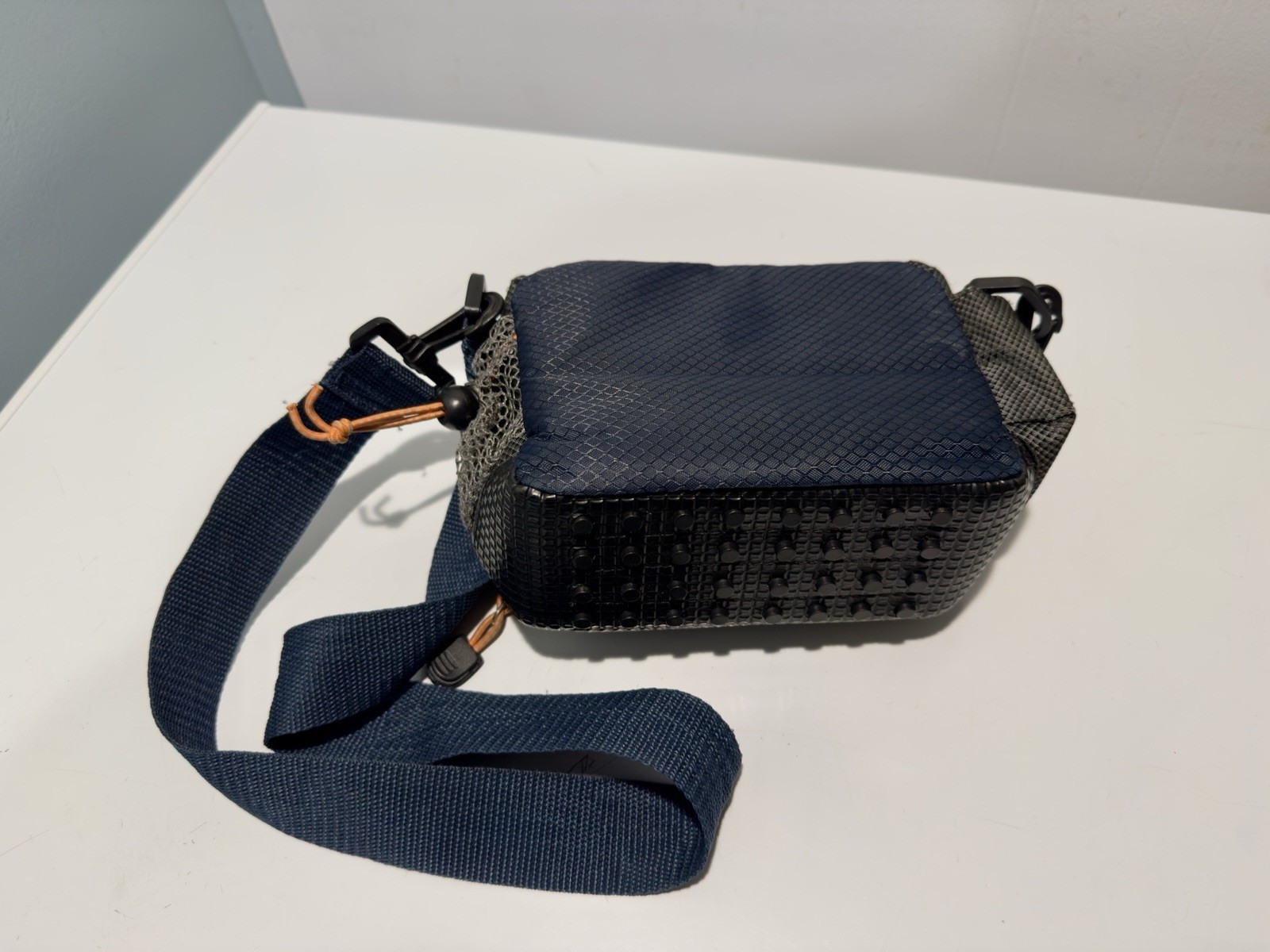 Samsonite Camera Bag w/ Shoulder Strap (SB609BLU) Convenient Multiple Pockets