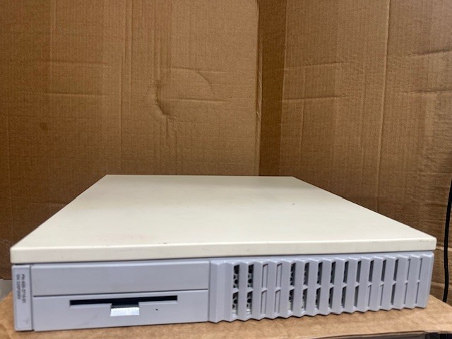 SUN Microsystems SPARCstation 20 Model 544 PN 600-3710-01 READ DESCRIPTION