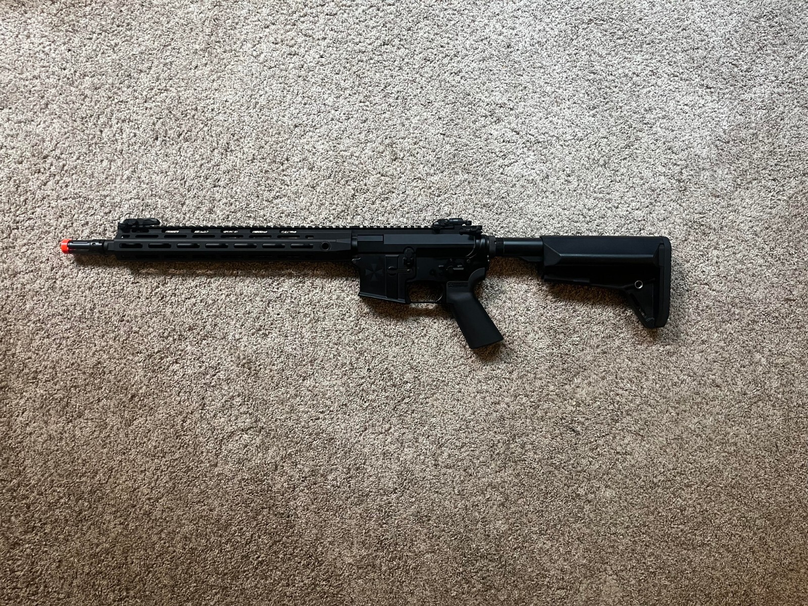 EMG Umbrella Corporation Weapons Research Group Licensed M4 M-LOK Airsoft Rifle