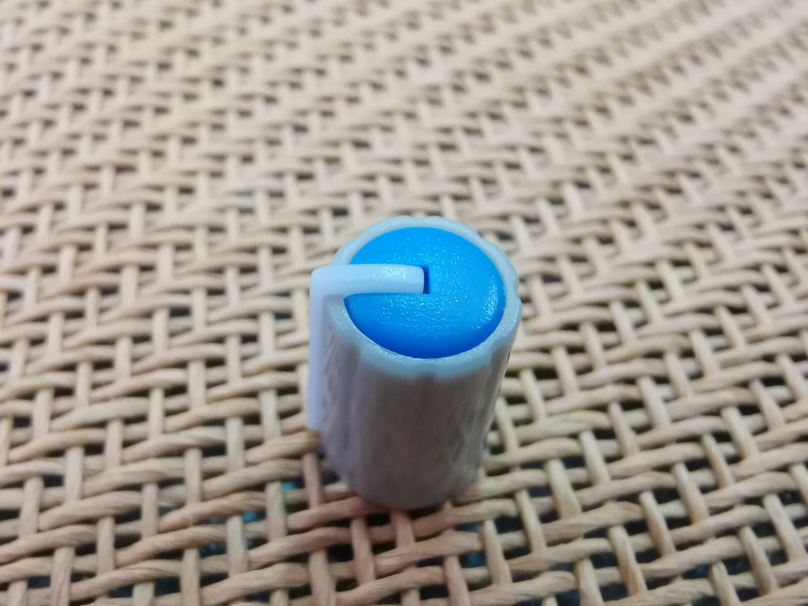 100PCS  Blue Electric Guitar Plastic Effect Pedal Knobs Amplifier Control Knobs