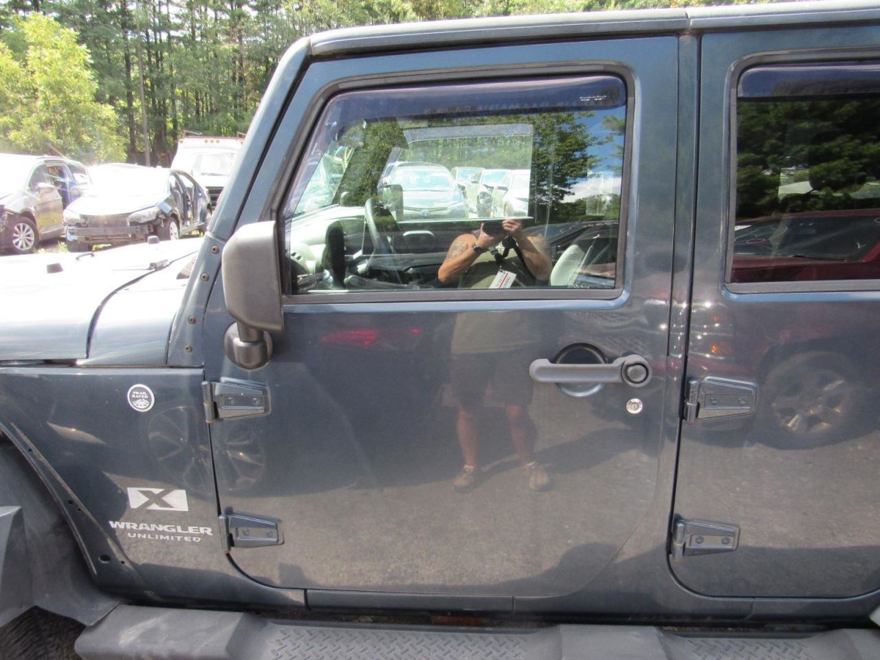 TJ 2008 Glove Box 1075297