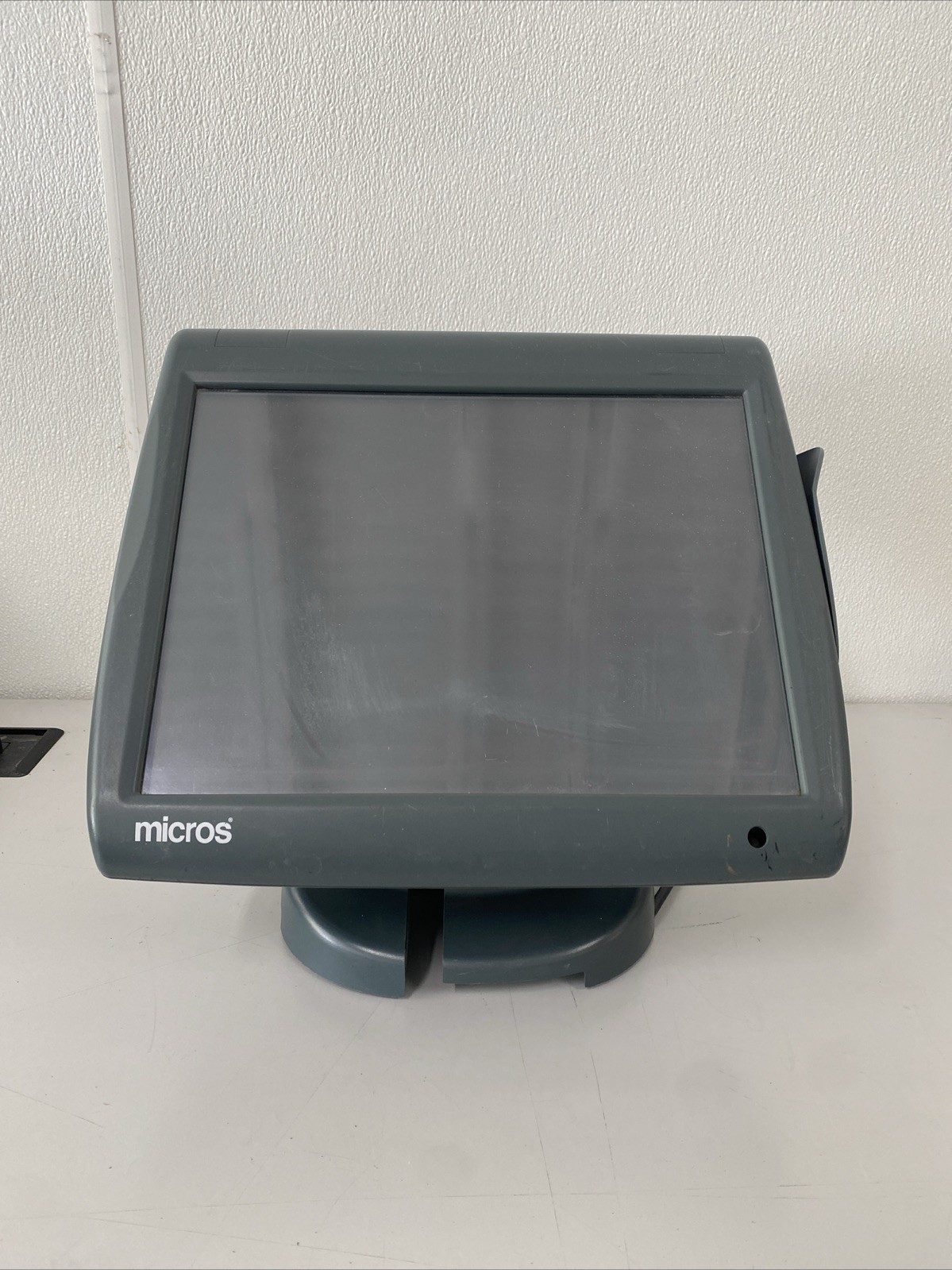 MICROS WS5A 400814-101 Touch Screen POS Terminal Register With Stand