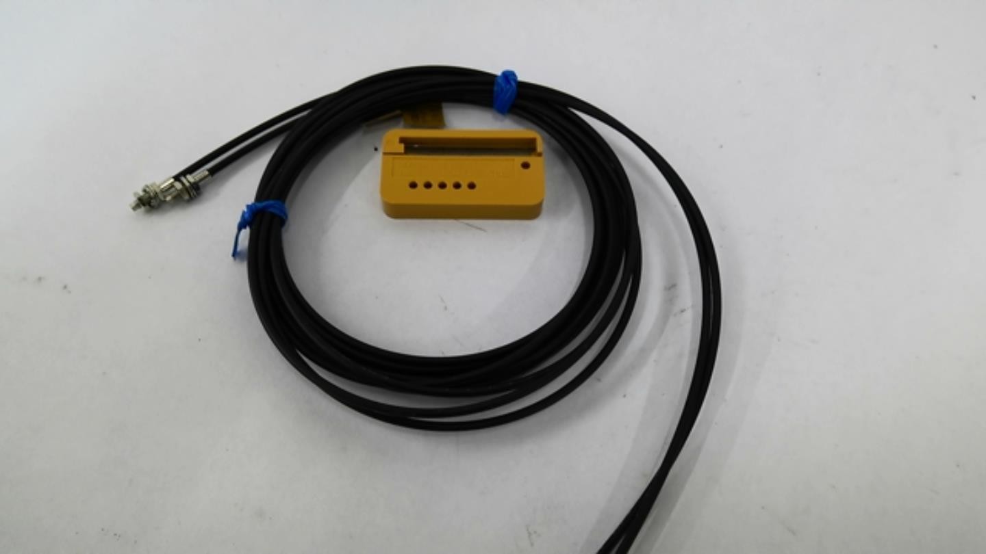 Omron TC200A Photoelectric Switch