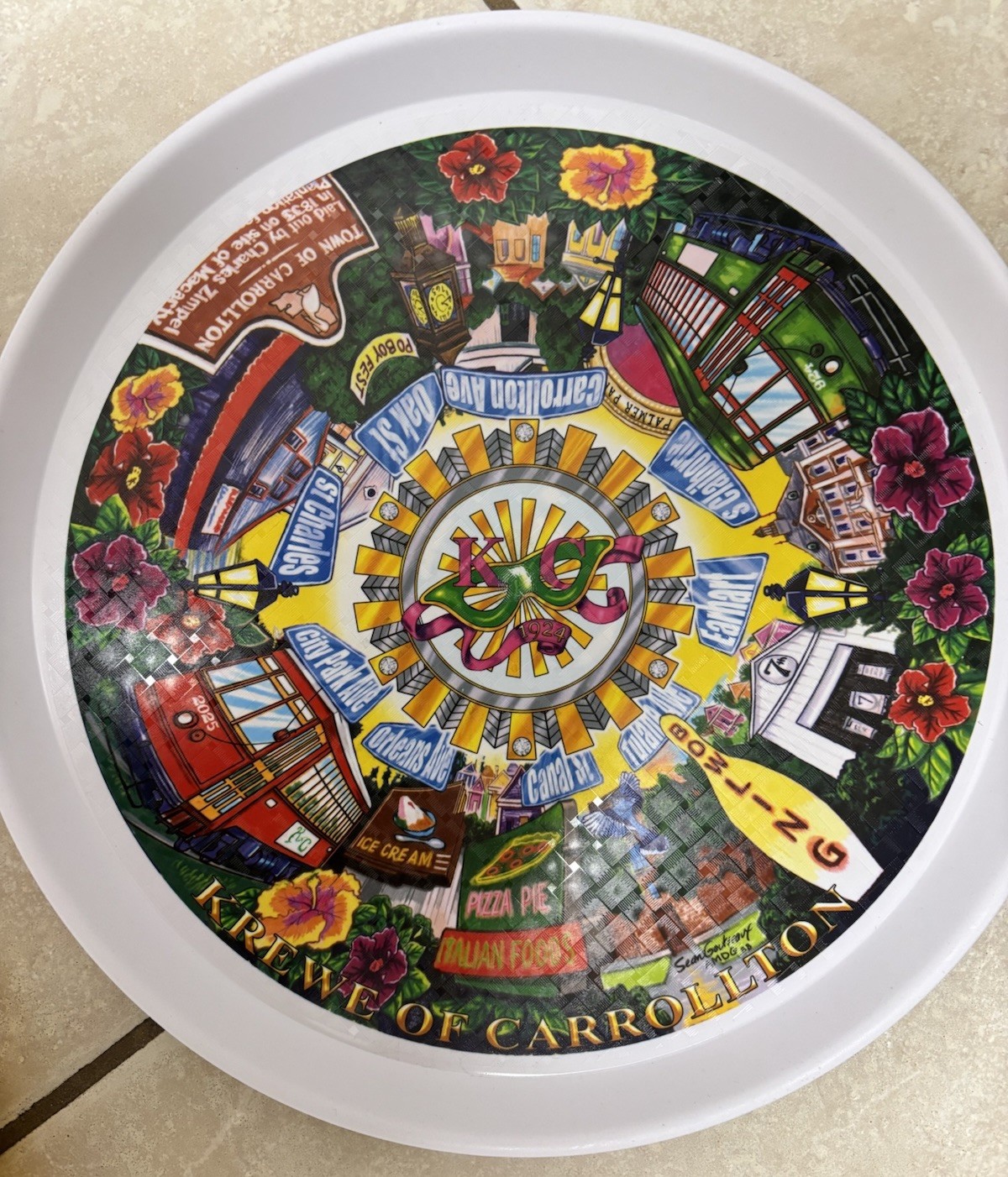 Krewe Of Carrollton 2025 Crawfish Tray & Medallion Beads , New Never Used