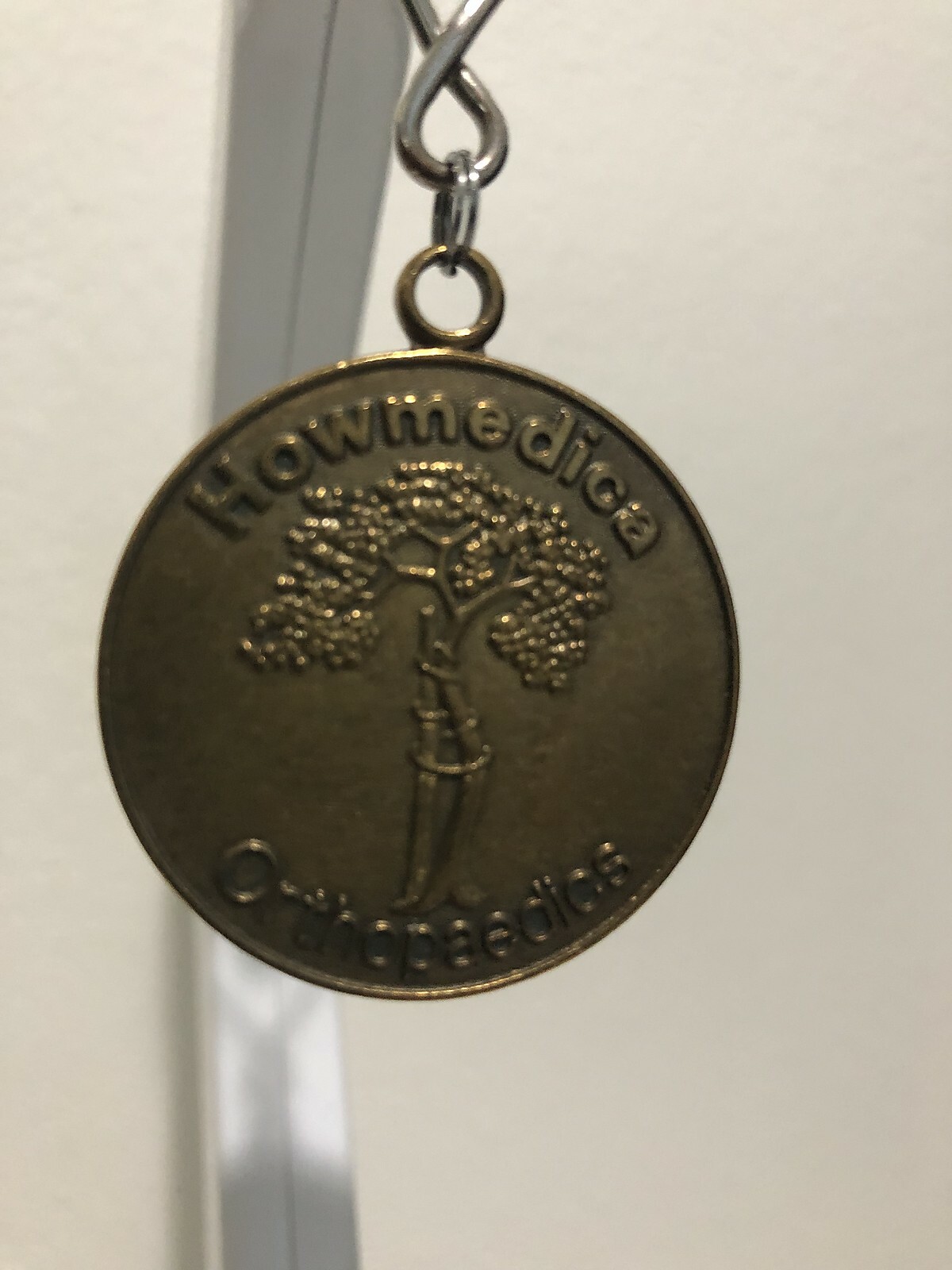 HOWMEDICA ORTHOPAEDICS 1985 NAON CHICAGO ILLINOIS KEYCHAIN