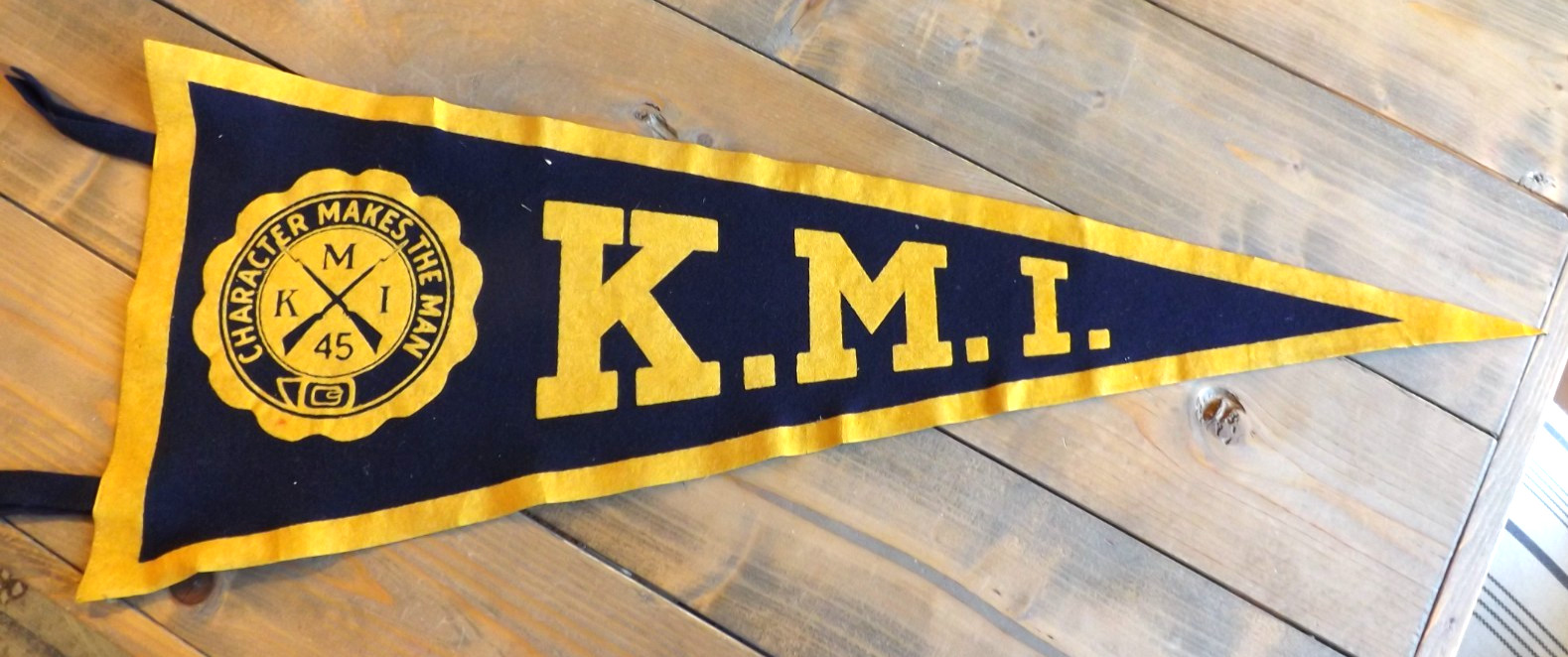 RARE VINTAGE 1940s KENTUCKY MILITARY INSTITUTE PENNANT 29.5" LYNDON PREP SCHOOL