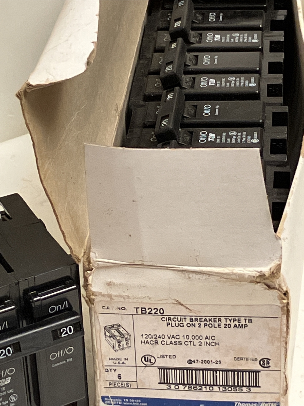 Thomas & Betts TB TB220 2 Pole 20 Amp 240 V Push In Circuit Breaker NEW!!