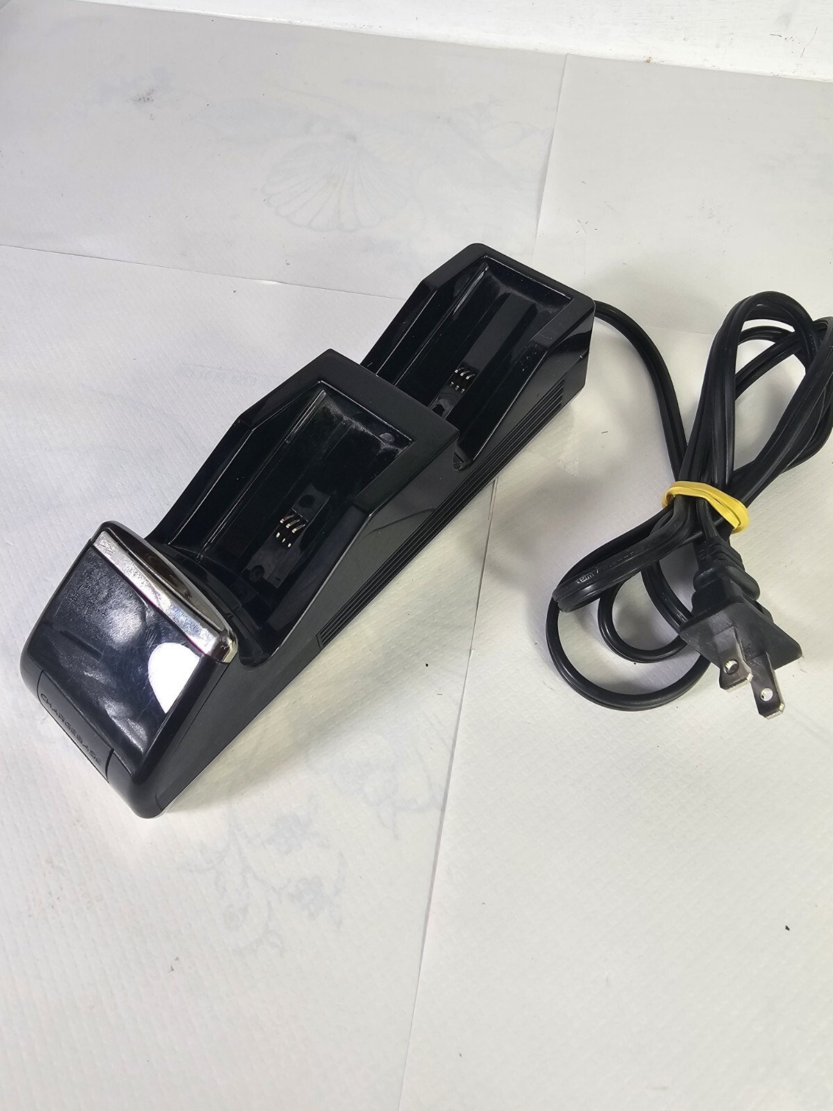 Nyko Technologies 86074-M27 Charge Base for Xbox 360