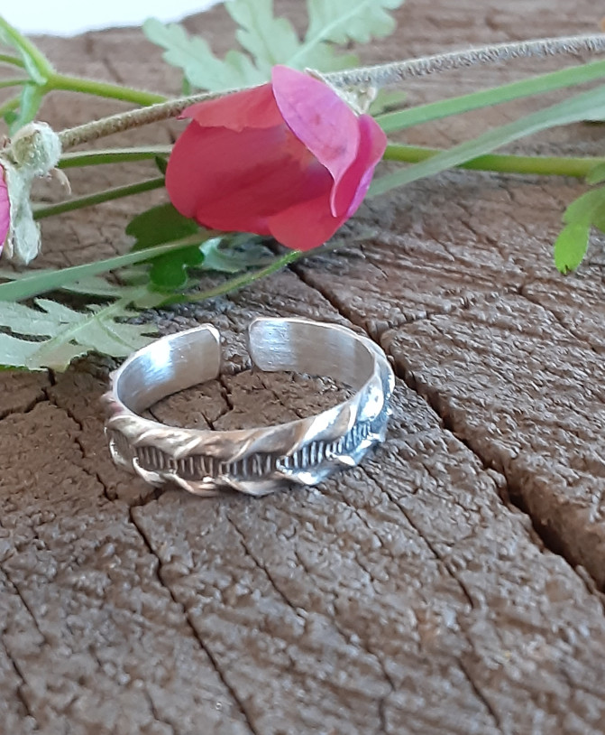 sterling silver thumb ring adjustable with braided pattern - handmade