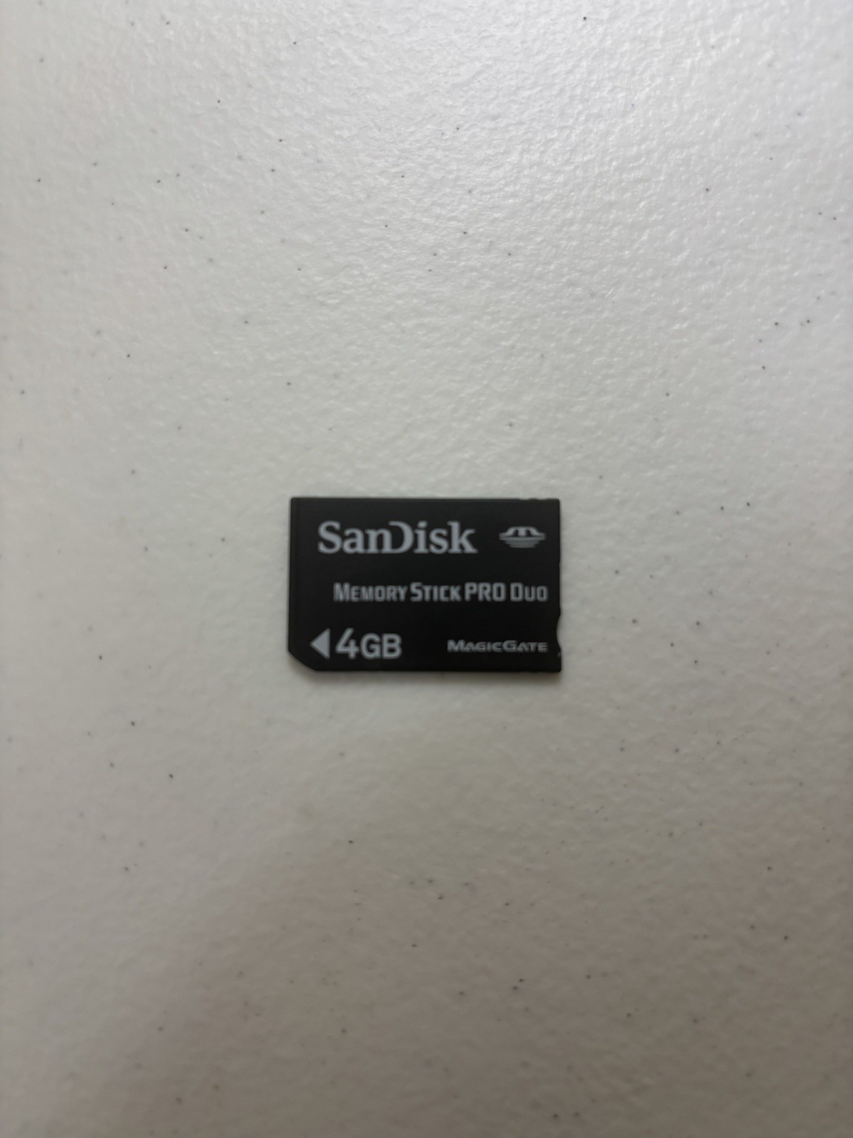 Sandisk 4Gb Memory Stick Pro Duo Magic Gate Memory card - Black