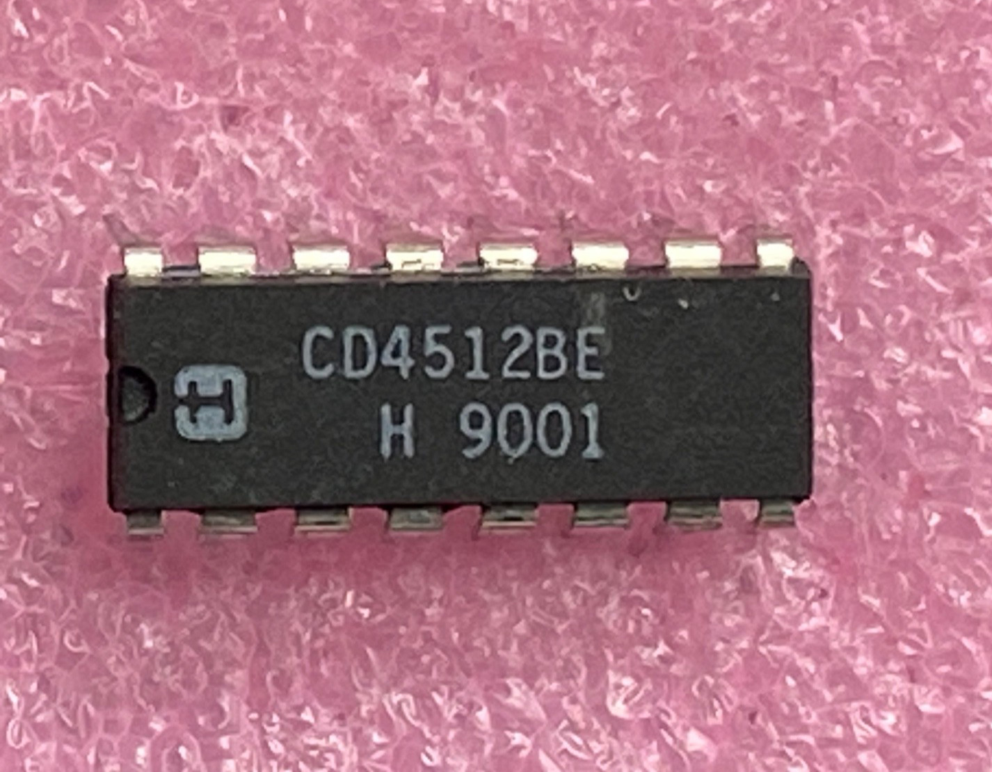 Harris CD4512BE 8-channel data selector Integrated Circuit