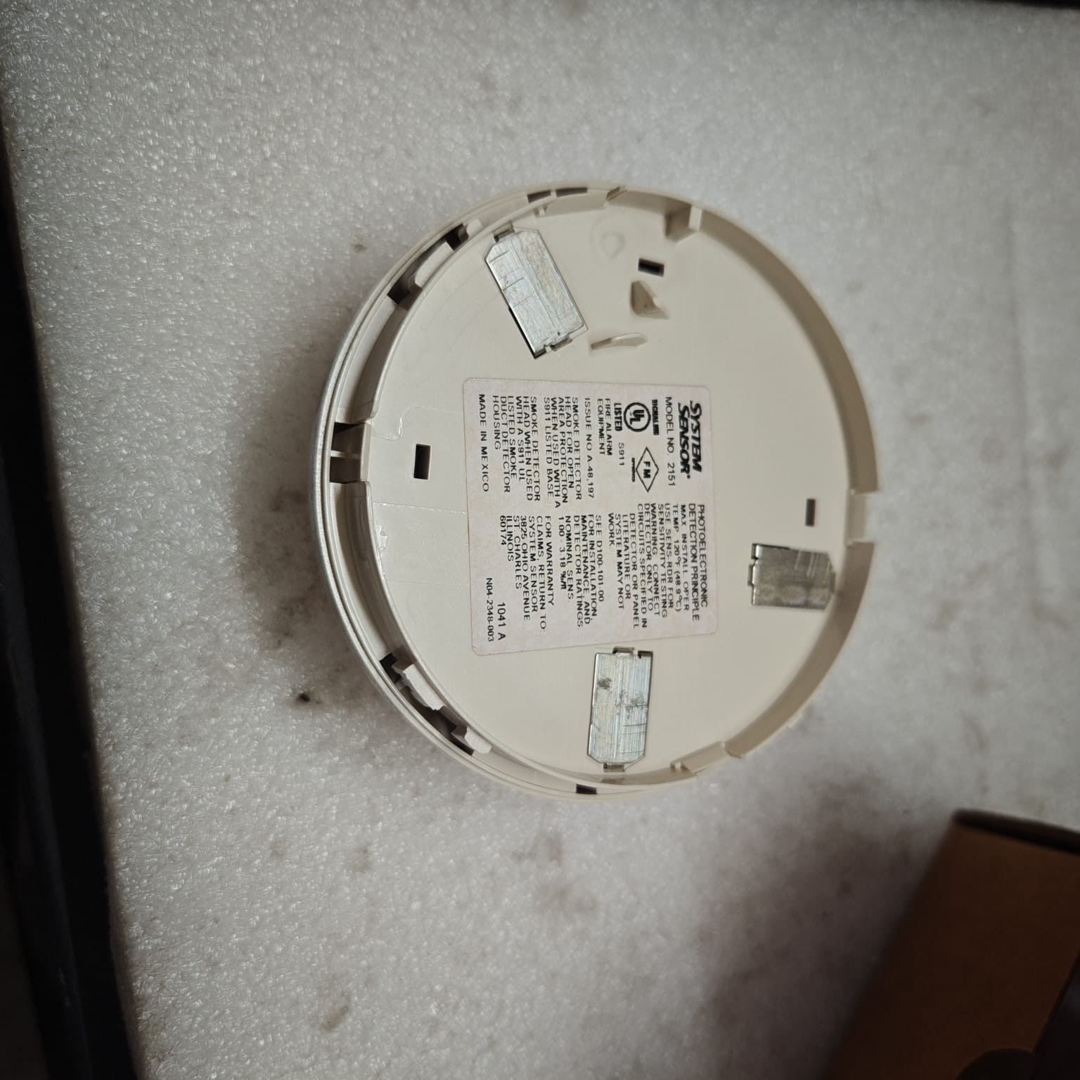 SYSTEM SENSOR SMOKE DETECTOR 2151