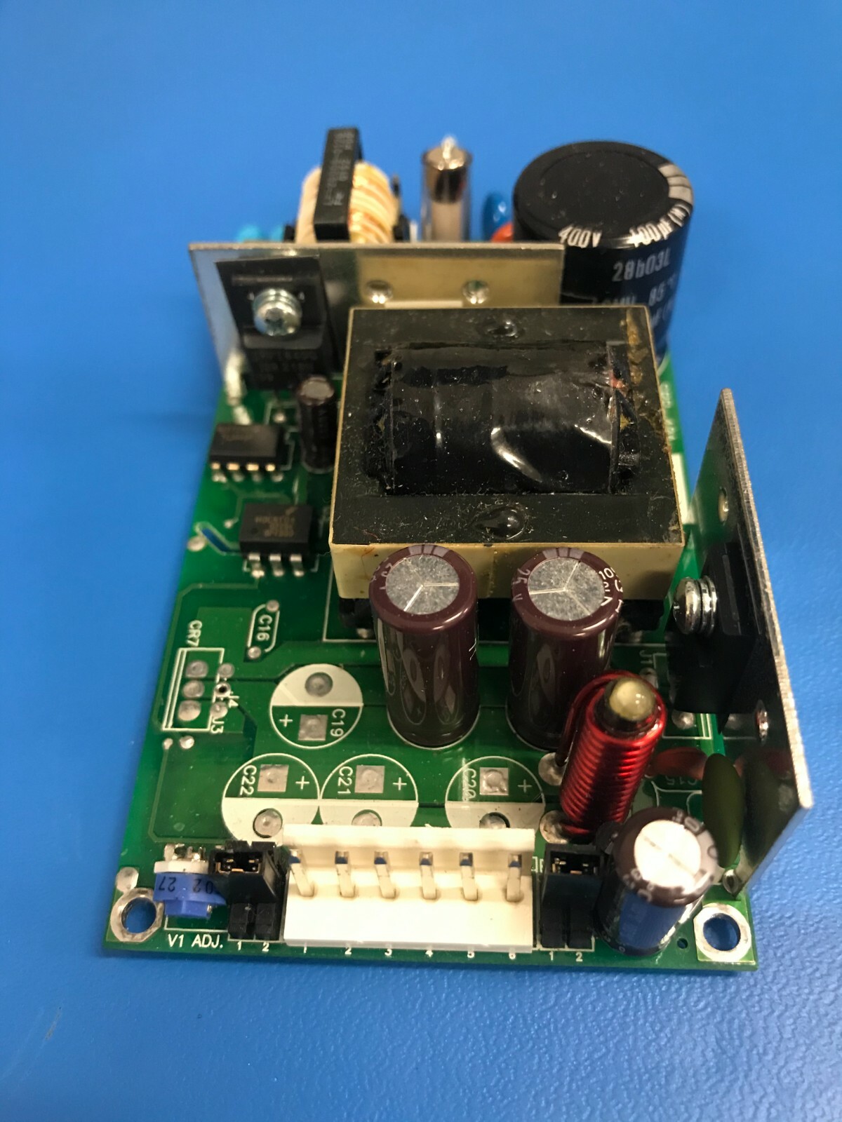 IPD SRP-40A-1004: Power Supply with Chassis / Cover