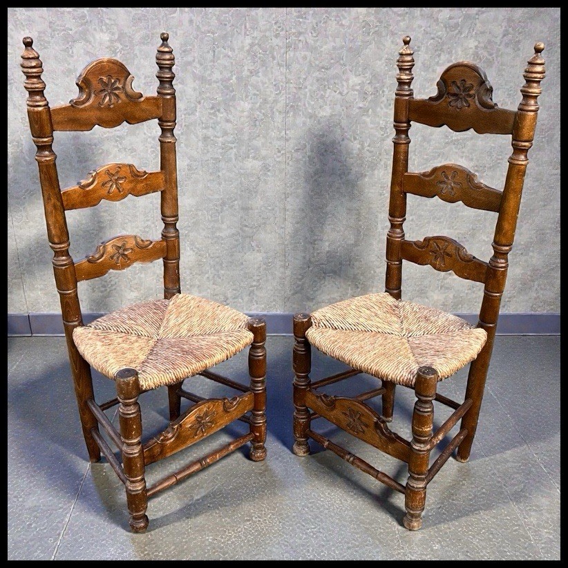 Vintage Spanish Country Style Carved Maple/Rush Seat High Ladderback Chairs Pair