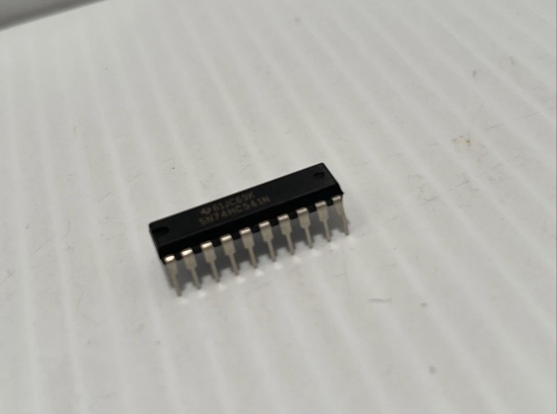 Texas Instruments Semi SN74HC541N