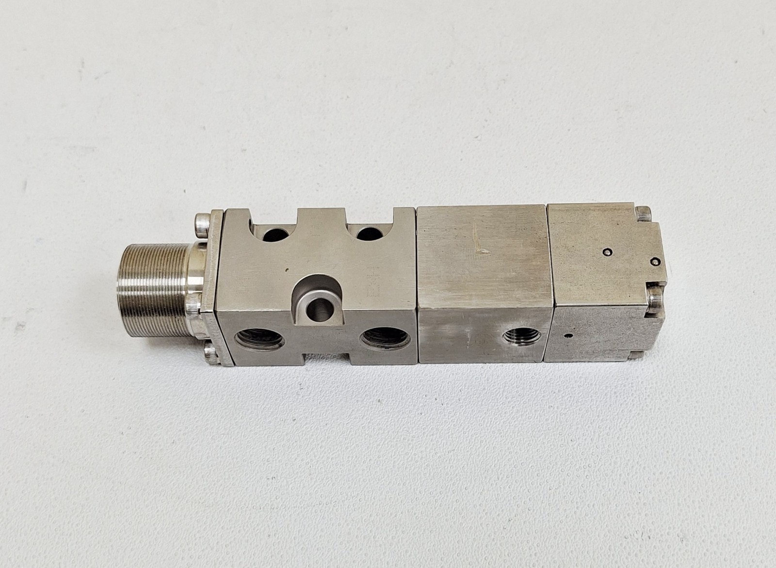 500-280 Pneumatic Directional Valve with Indicator Assembly
