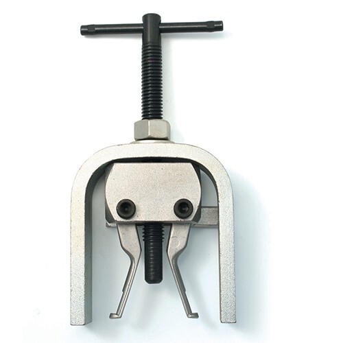 8070 Screw Type Pilot Bearing Puller for pulling from the inside