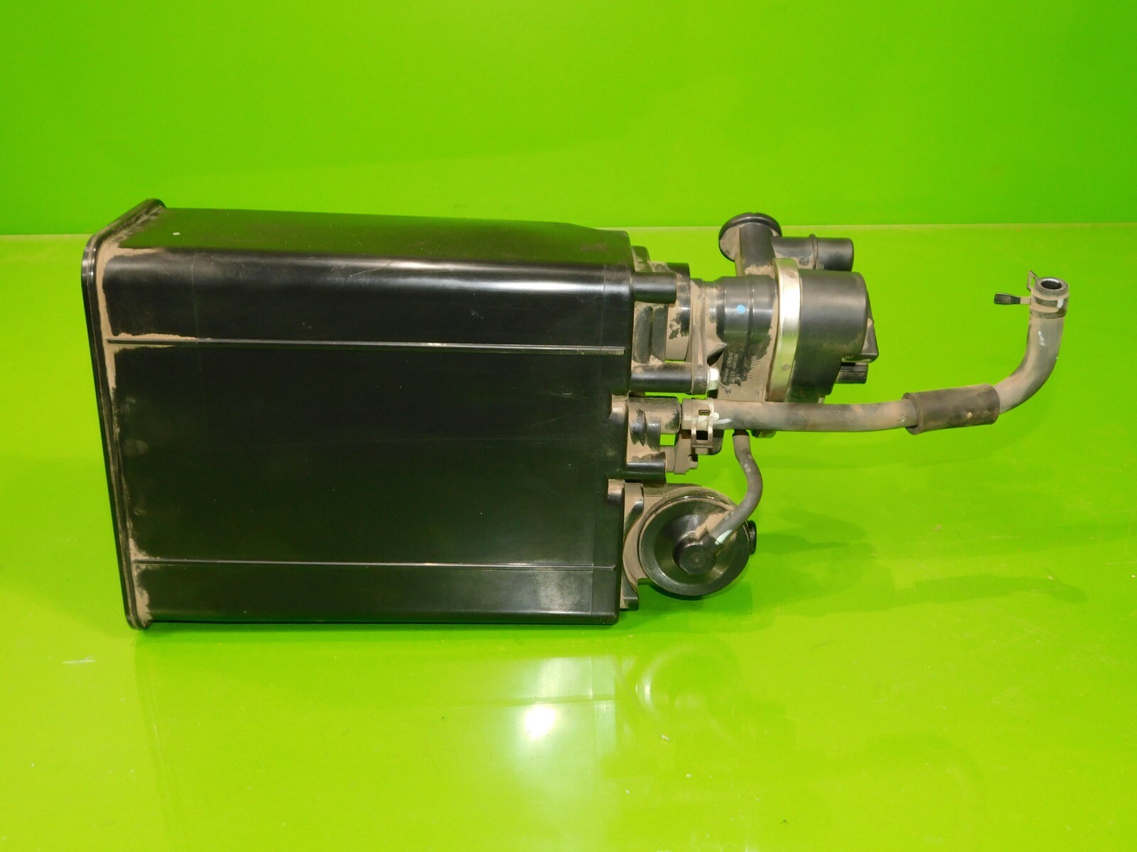 06-13 IS250 IS350 OEM charcoal fuel evap vapor purge canister tank