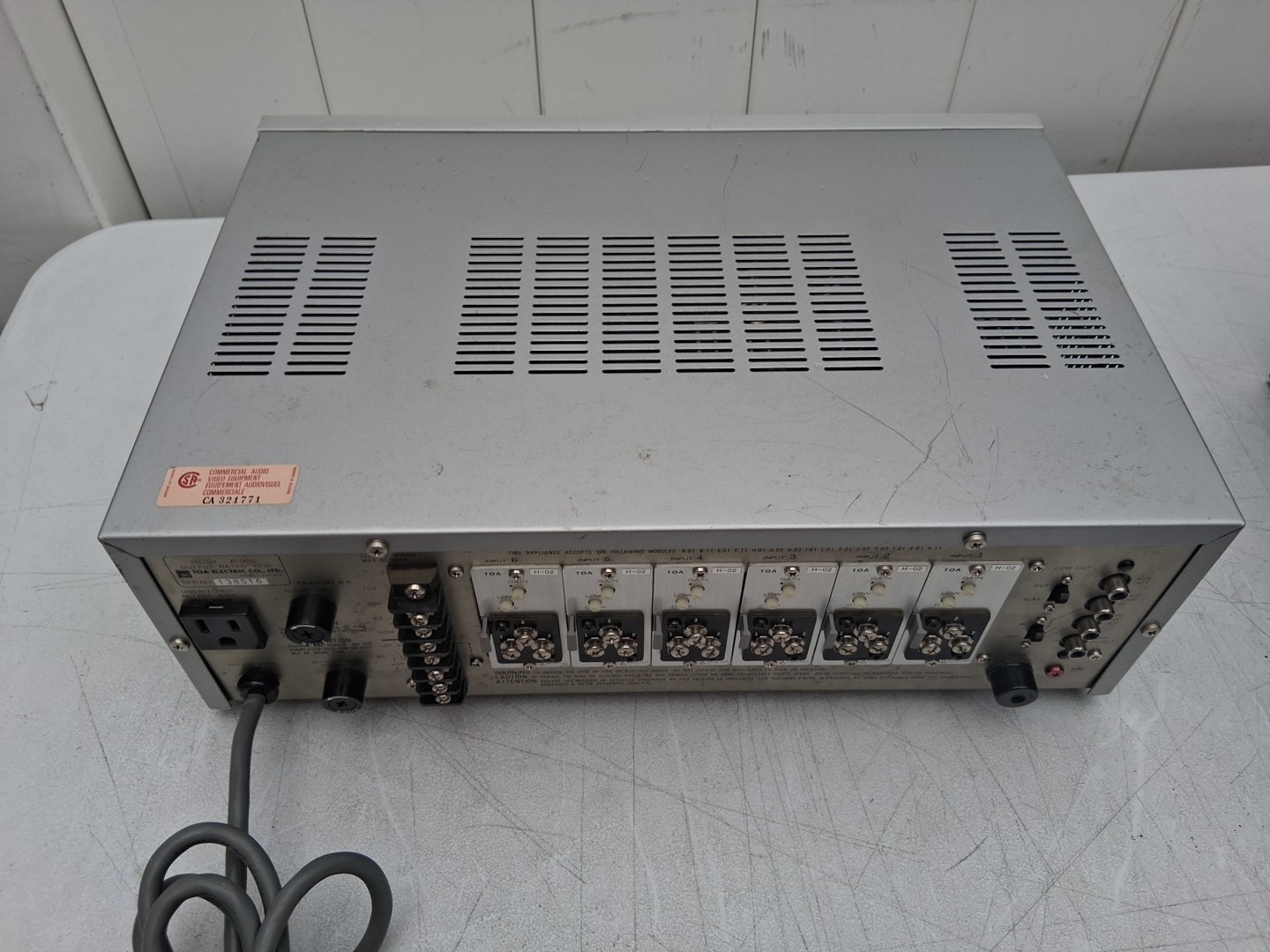 TOA A-906A 900 Series Amplifier