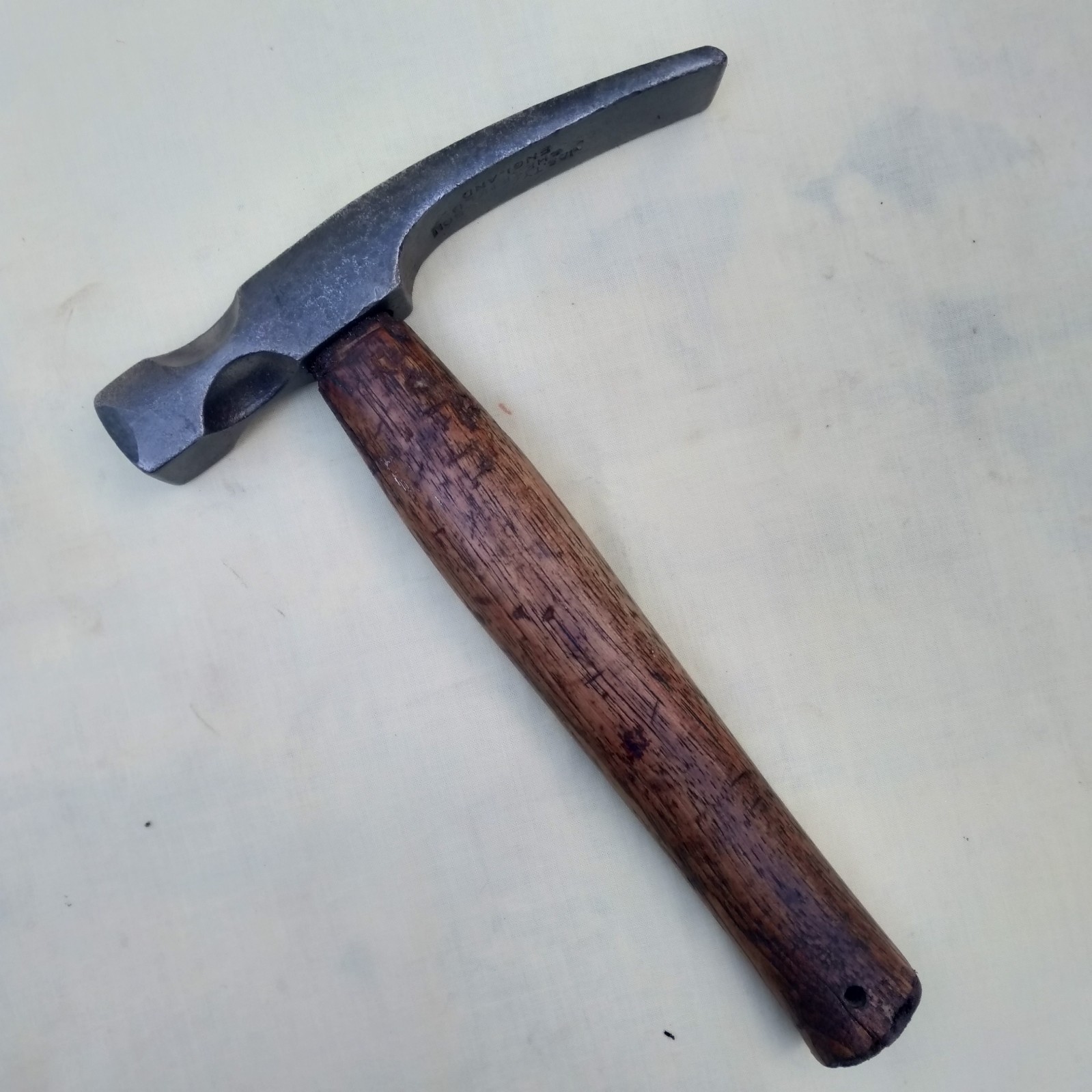 J . TYZACK SONS BUILDERS BRICK HAMMER HICKORY HANDLE OLD TOOLS ENGLAND 🔵